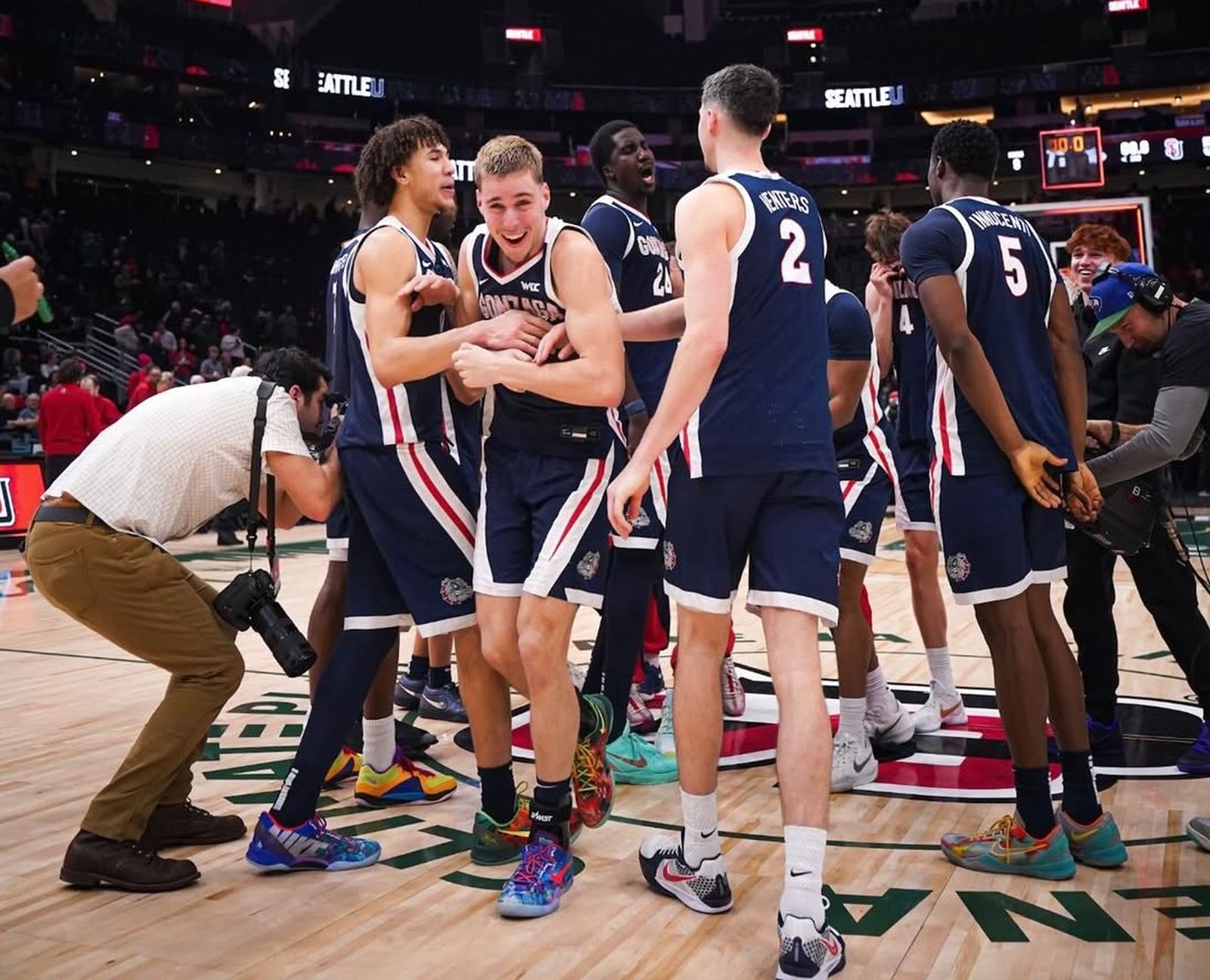 Mario Saint-Supéry bate su récord anotador en la NCAA: 20 puntos