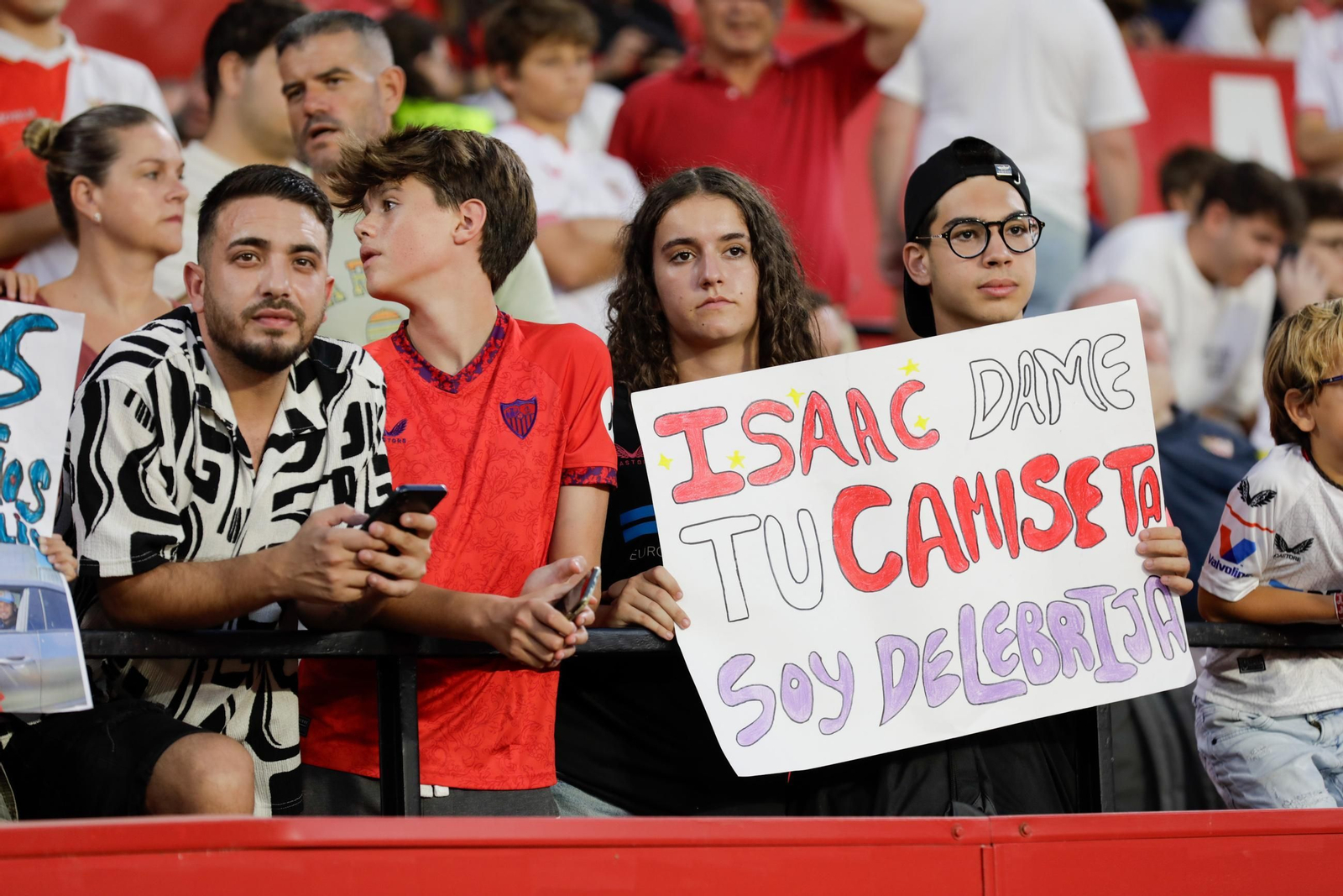 Búscate en el XII Trofeo Antonio Puerta, entre el Sevilla FC - Al-Ittihad