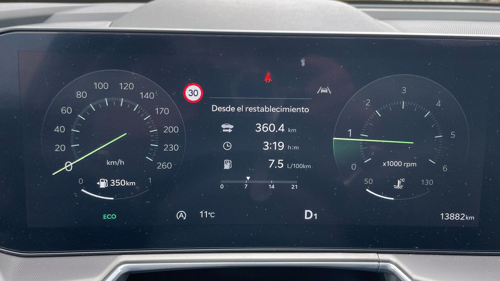 Incluso con velocidades de crucero altas, el consumo de este SUV de Kia resulta considerablemente contenido si tenemos en cuenta su tamaño y masa. Incluso con velocidades de crucero altas, el consumo de este SUV de Kia resulta considerablemente contenido si tenemos en cuenta su tamaño y masa.