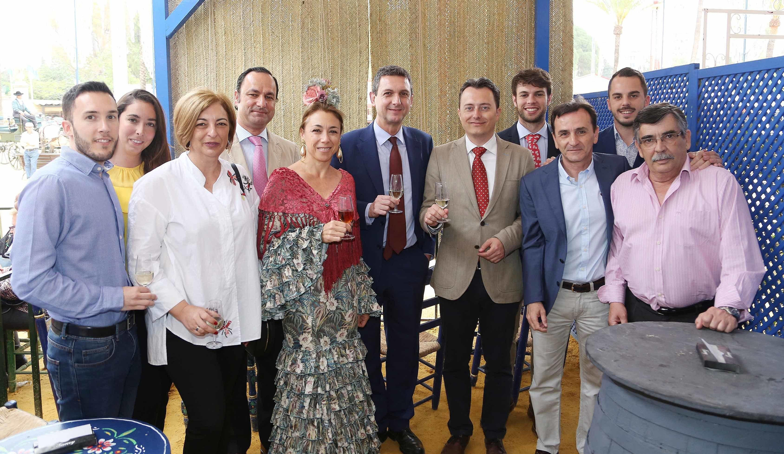 Trabajadores del Circuito de Jerez junto con el vicepresidente de Cirjesa, Santiago Galván, y Miguel Berraquero, gerente de Diario de Jerez.