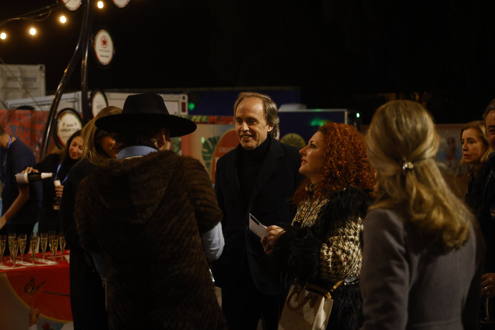 Búscate en el photocall del Circo del Sol