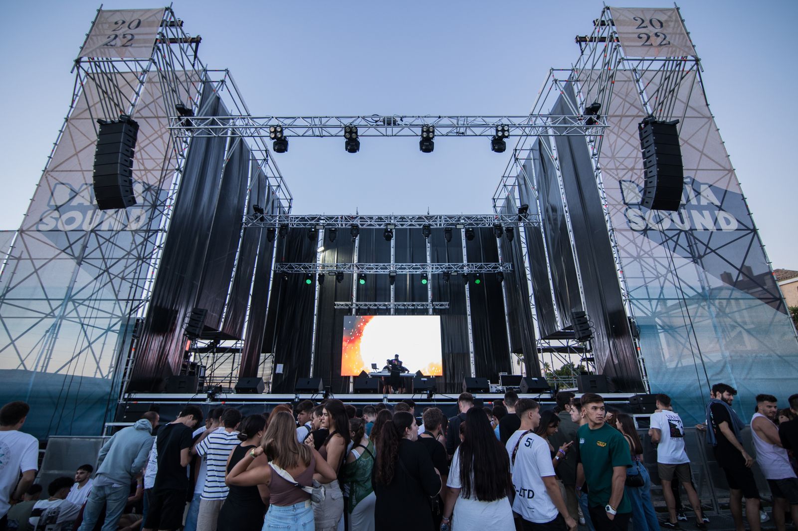 Imágenes del concierto de Toteking y Delaossa en el Bahía Sound en San Fernando.
