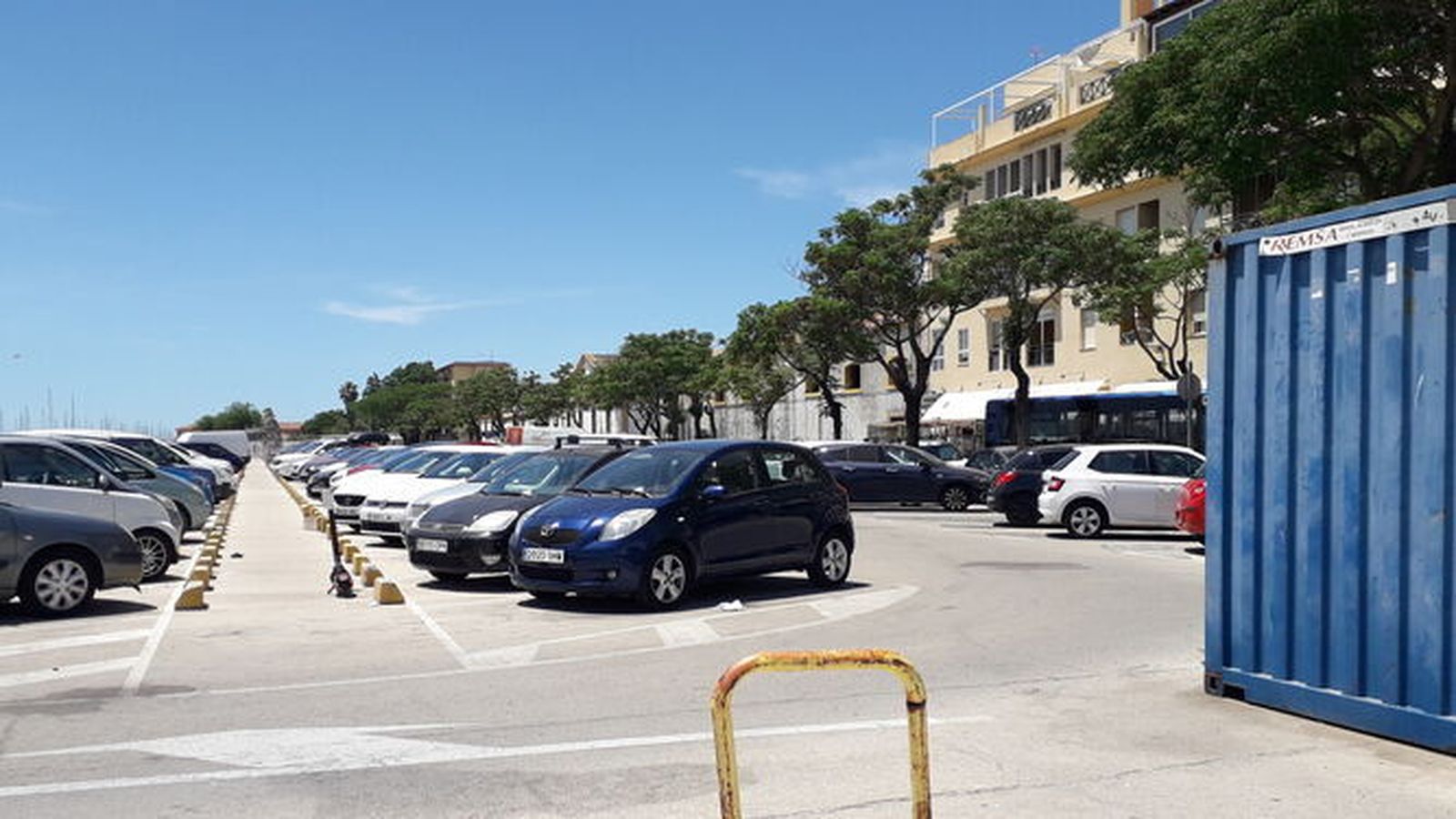 Los hosteleros del centro piden un plan alternativo de aparcamiento una vez que comience la obra del paseo fluvial.