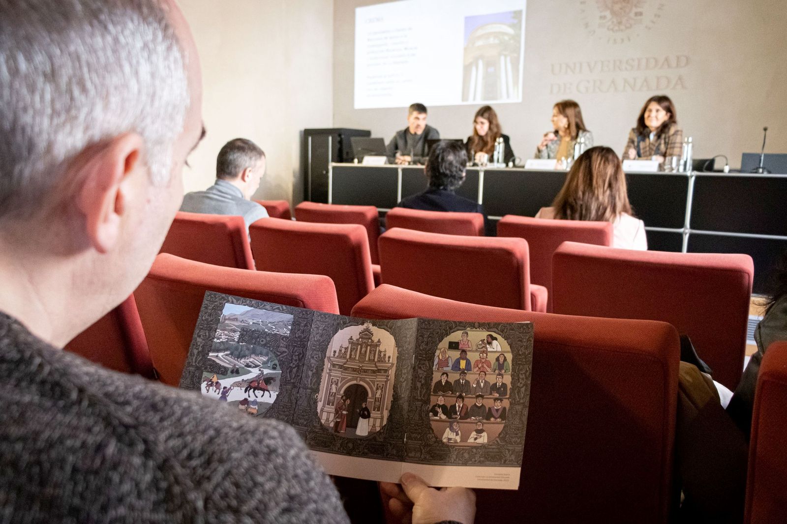 Un momento de la rueda de prensa para presentar las actividades.
