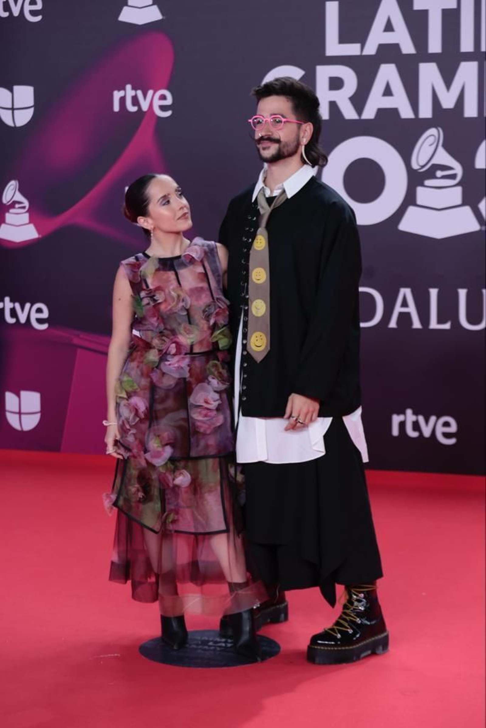 La alfombra roja de la gala de los Grammy Latinos 2023 en Sevilla, en imágenes