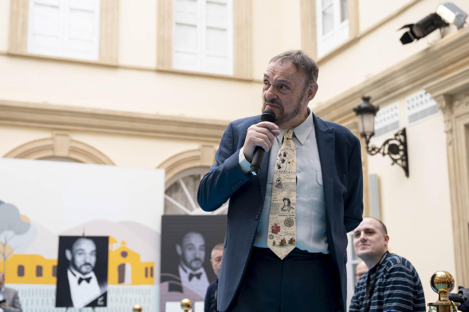 La estrella a JOHN RHYS-DAVIES luce en el paseo de la fama de Almería