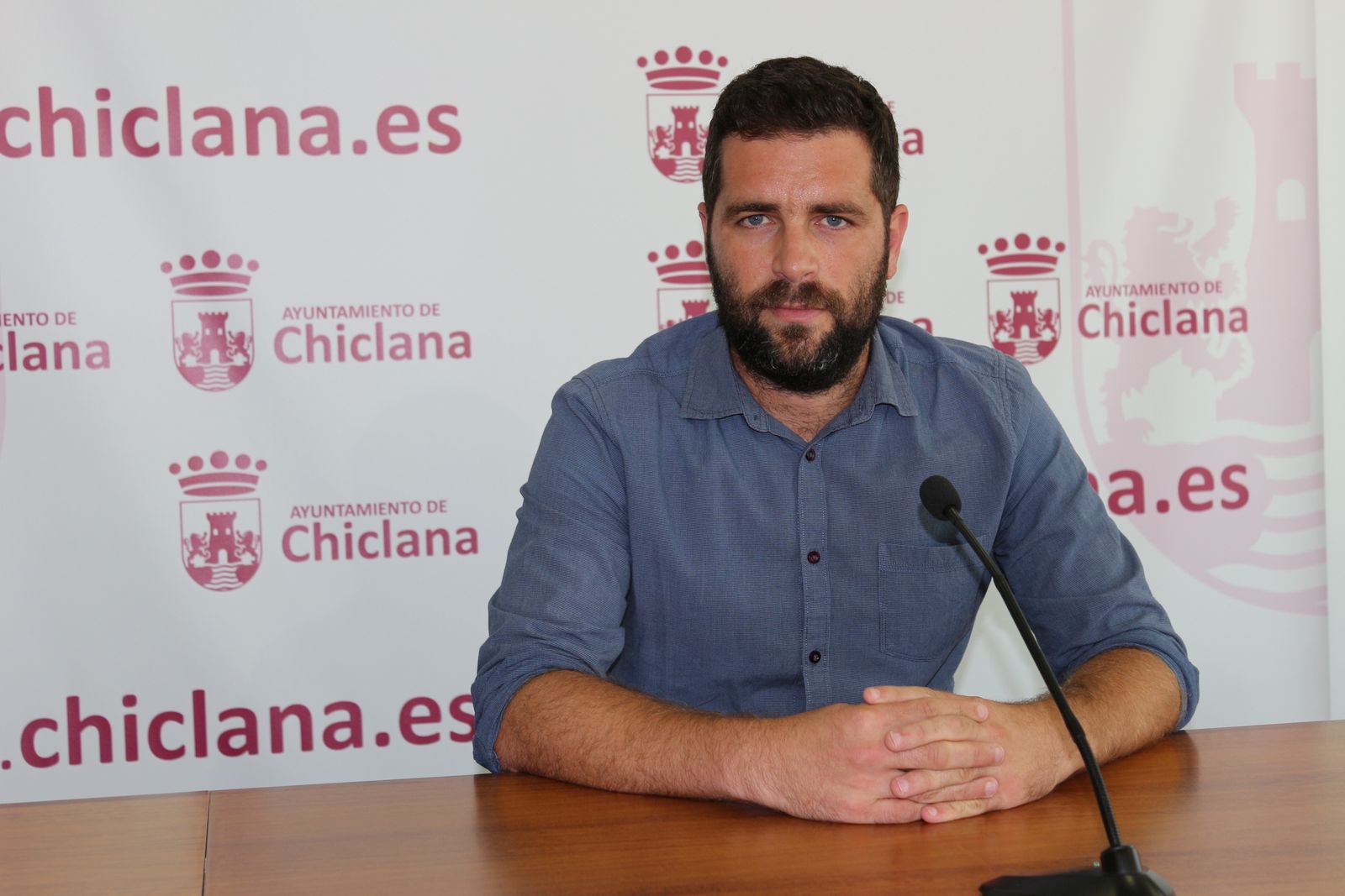 El edil de Medio Ambiente, Roberto Palmero (IU), durante su comparecencia en el Consistorio.