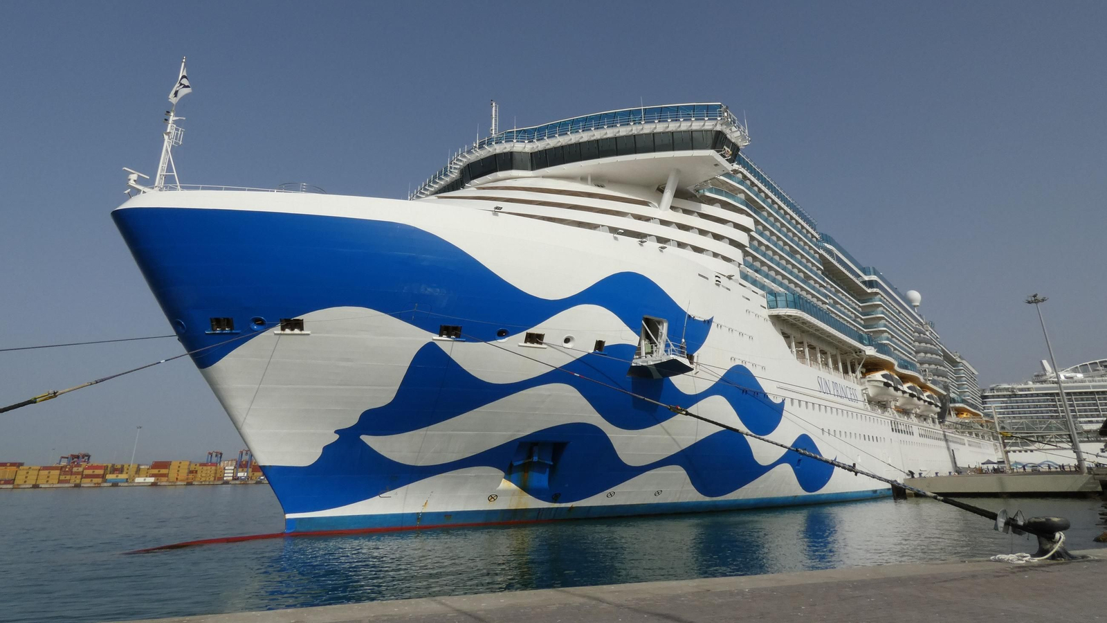 El 'Sun Princess', el mayor buque de crucero que visitará Málaga durante el mes de noviembre