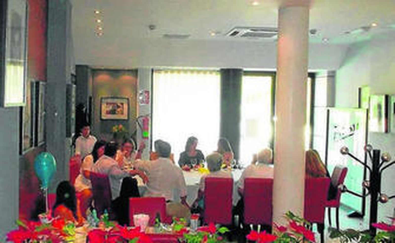 Vista general de la terraza de los apartamentos San Pablo.