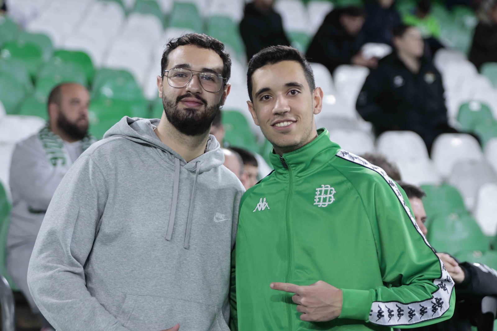 Búscate en las gradas del Villamarín