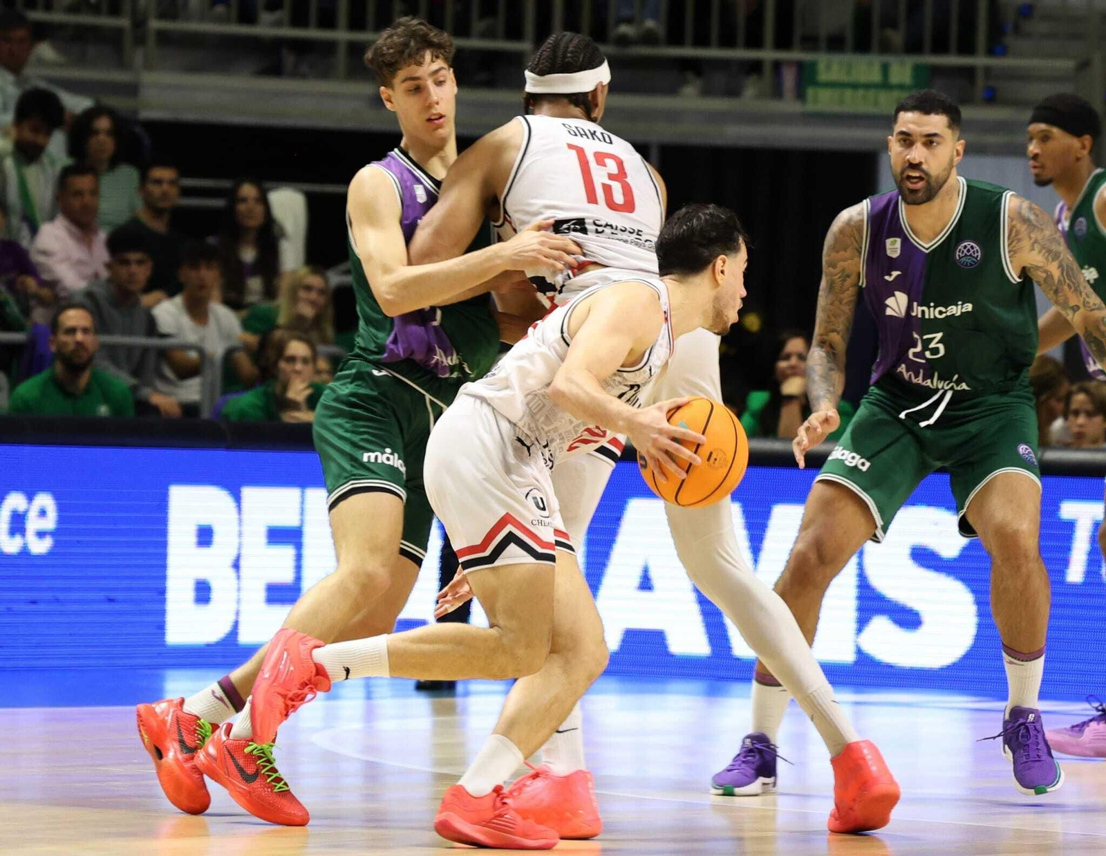 El Unicaja-Cholet Basket, en imágenes