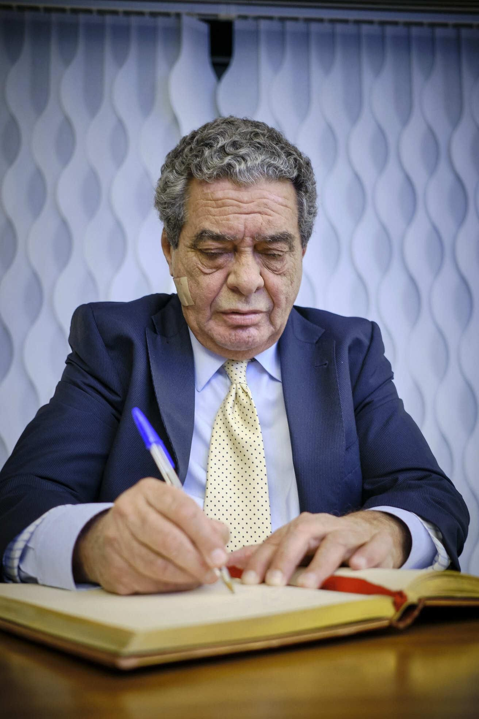 Entrega del premio Federico Joly a Augusto Delkáder