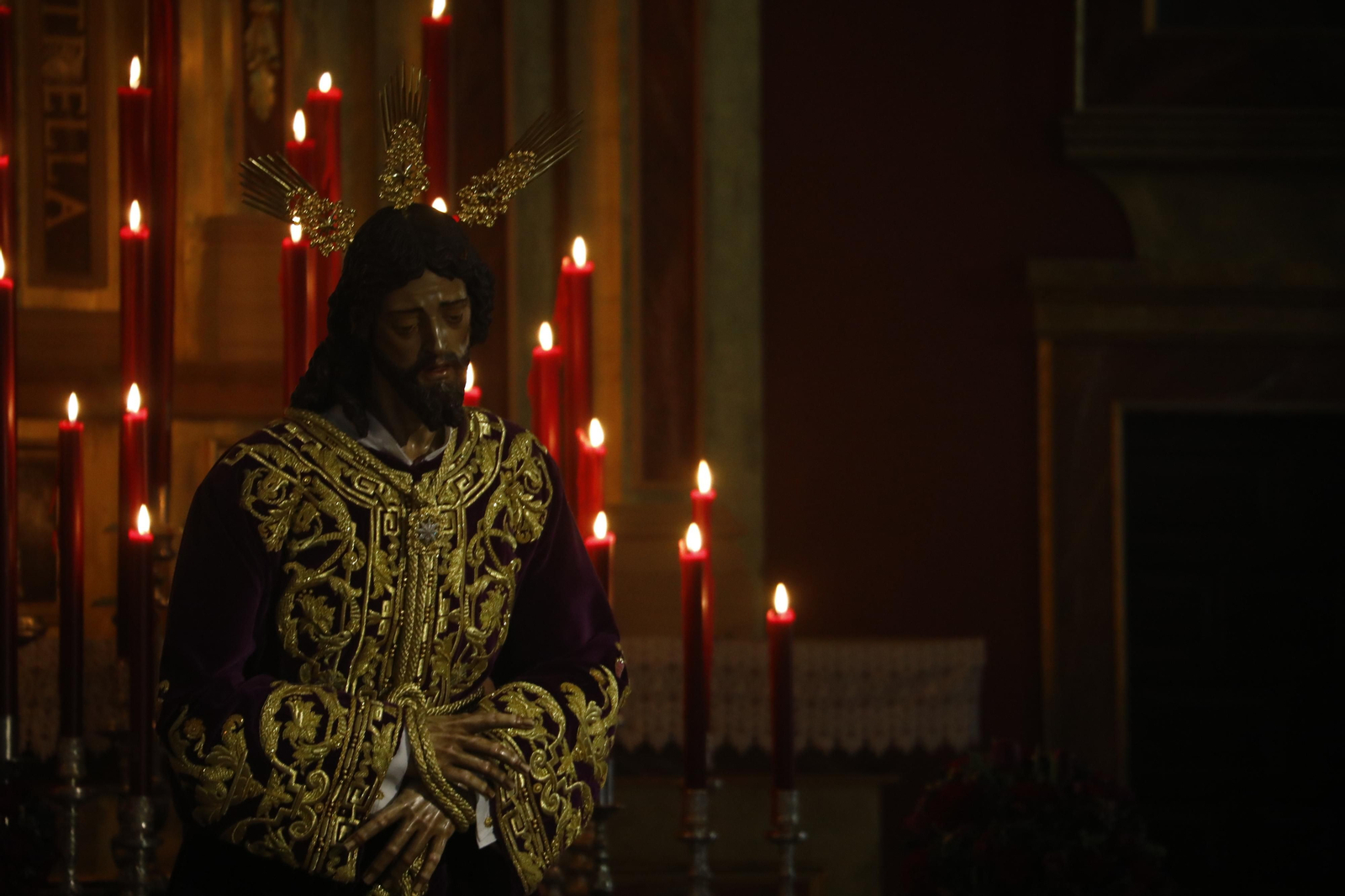 El besamanos al Señor de la Redención de Córdoba, en imágenes