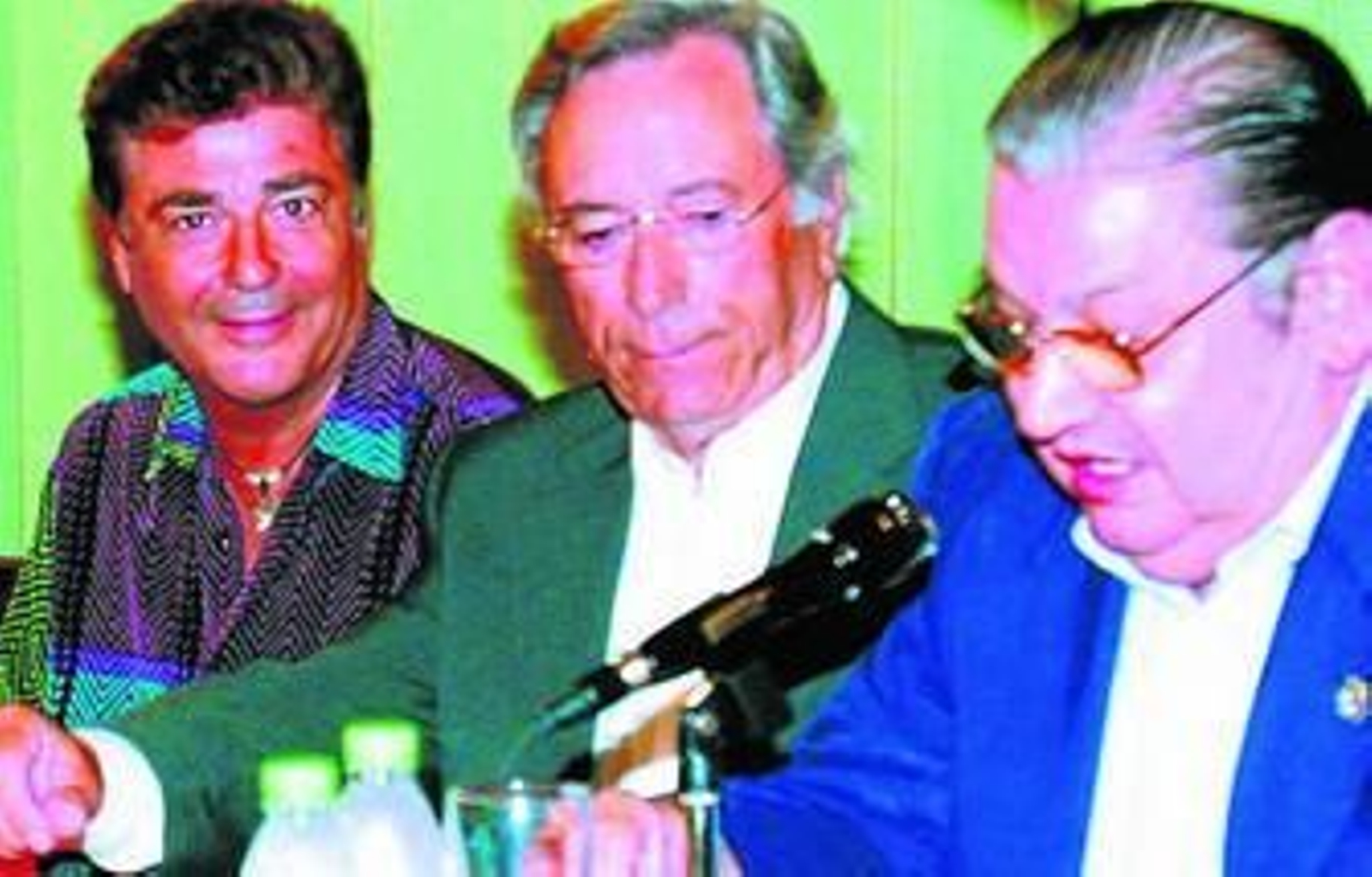 El torero de plata Andrés Ruano, en el centro, durante una de las muchas conferencias que moderó. El torero de plata Andrés Ruano, en el centro, durante una de las muchas conferencias que moderó.