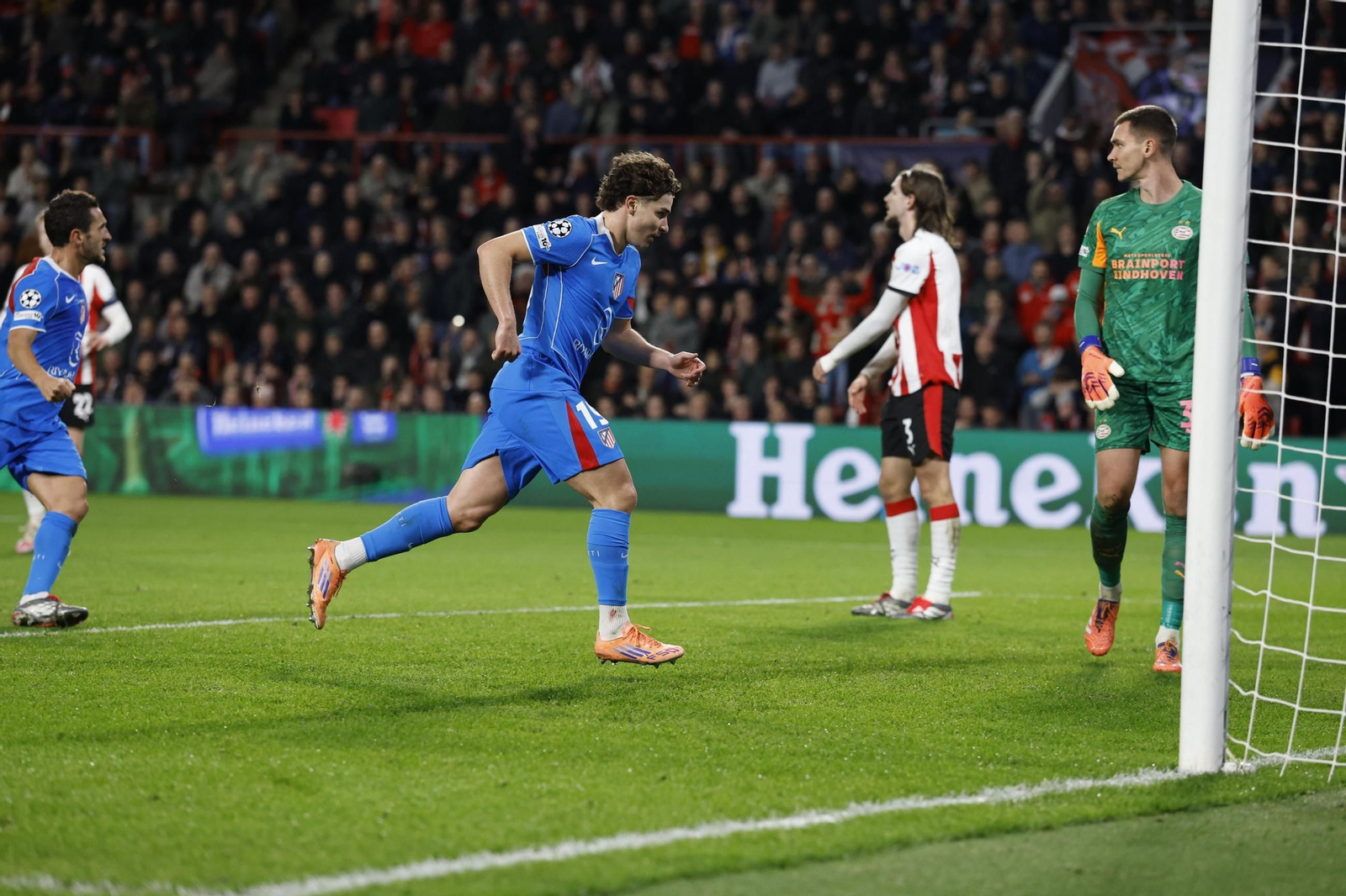 Las imágenes del PSV Eindhoven-Atlético de Madrid