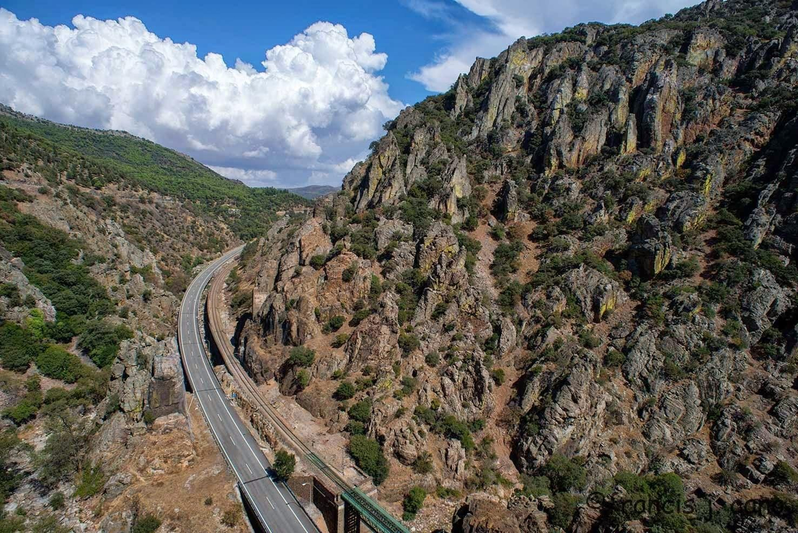 Monumento natural 'Los Órganos' de Despeñaperros