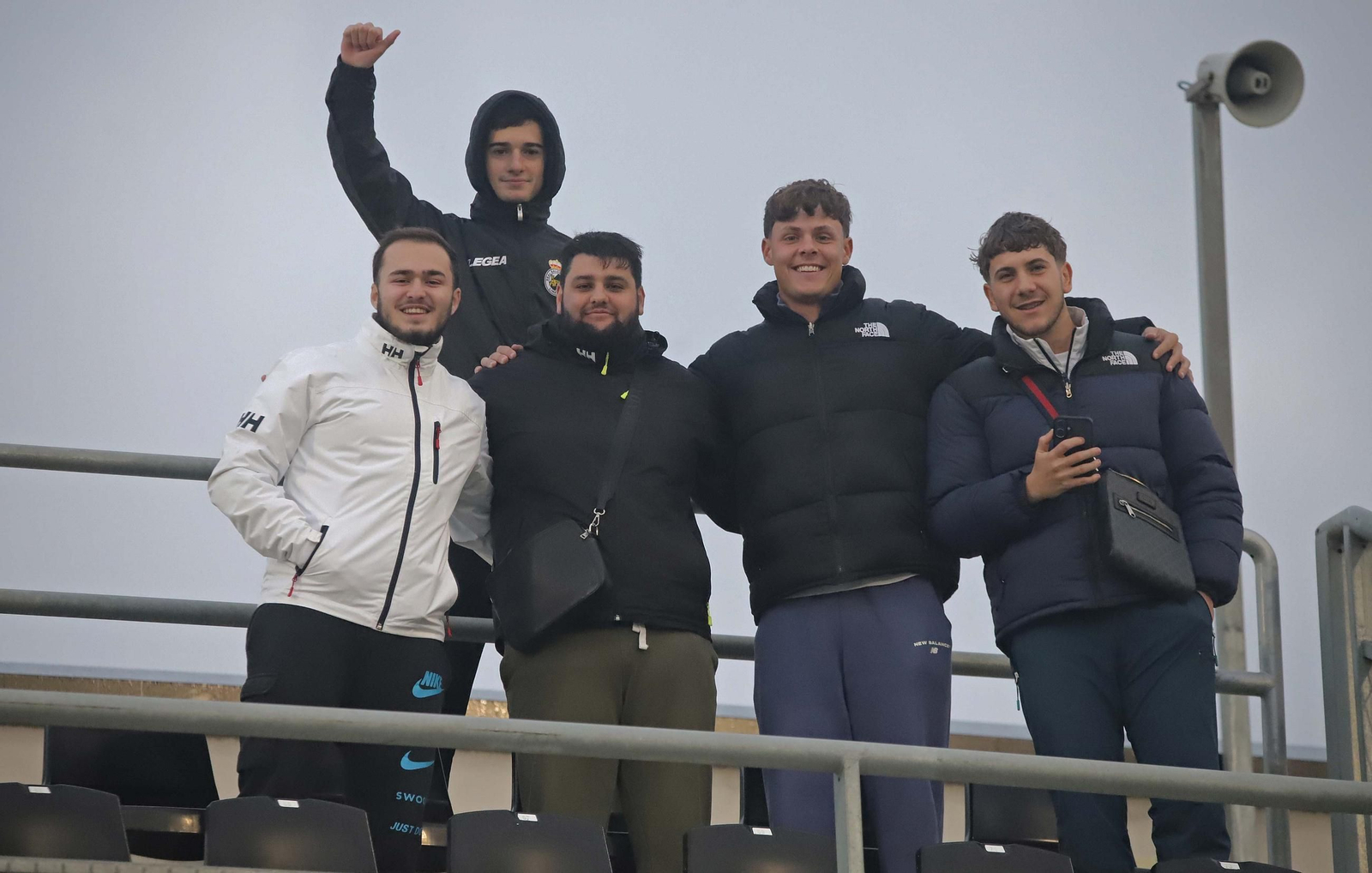 Búscate en el Ciudad de La Línea durante el Balona - Dos Hermanas de Tercera Federación