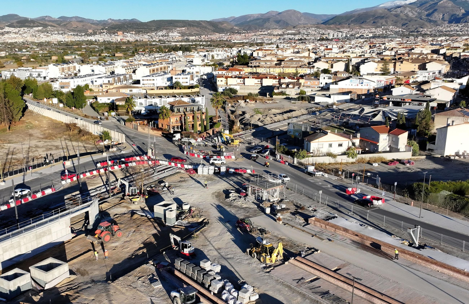 Vista aérea de la zona de La Gloria, en la que se construye el parking disuasorio de la ampliación sur del Metro