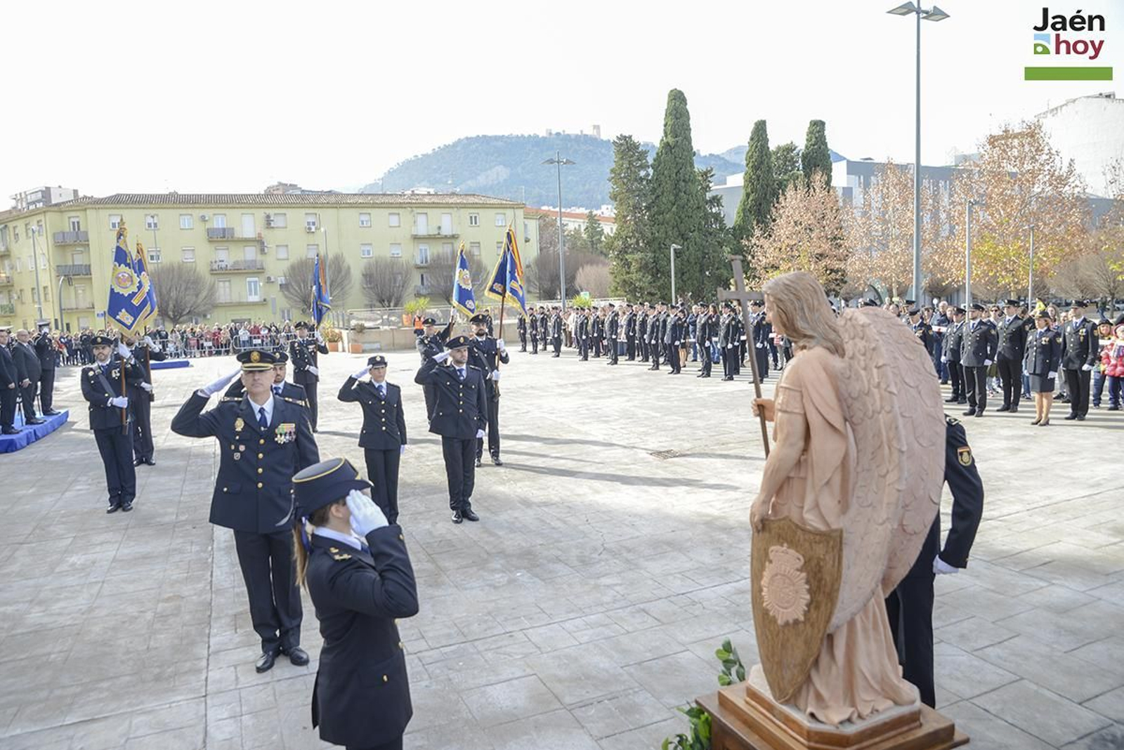 Celebración del bicentenario de la Policía Nacional en Jaén.