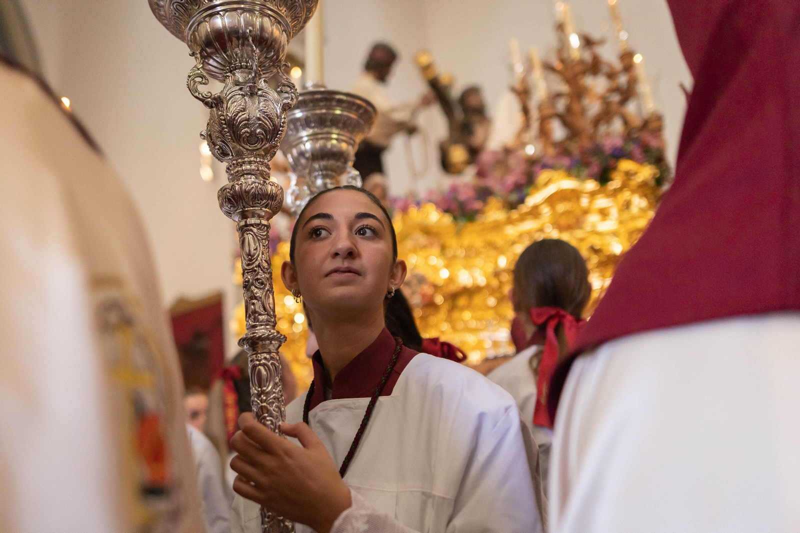 Crónica gráfica del Lunes Santo en Granada