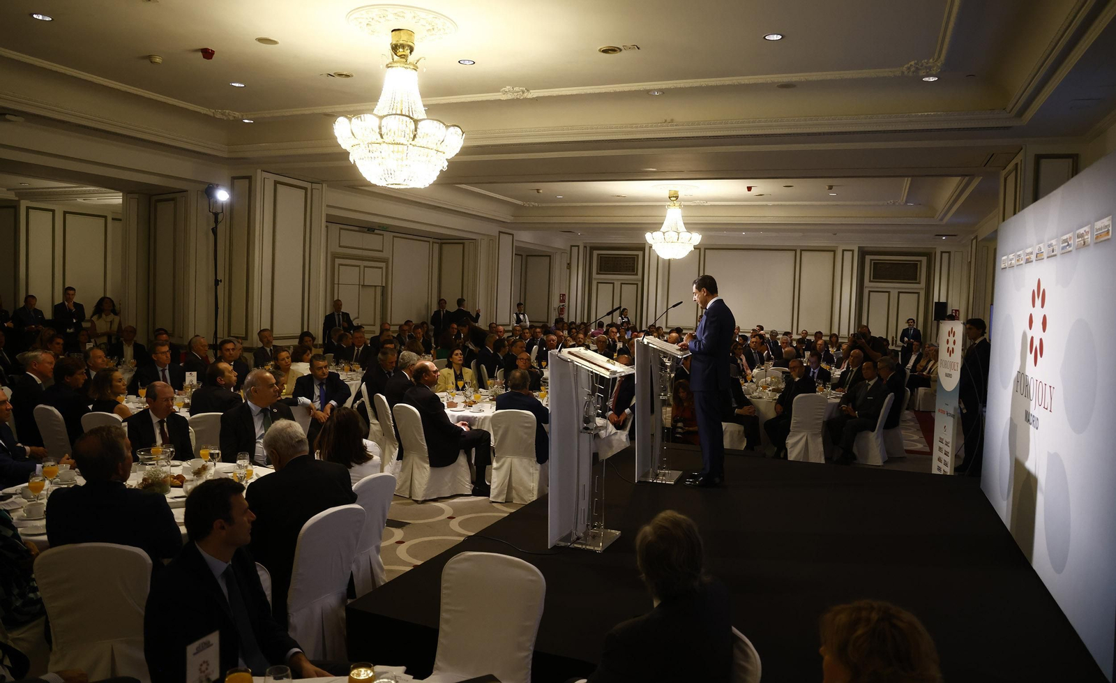 Foro Joly con Juanma Moreno en Madrid, todas las imágenes