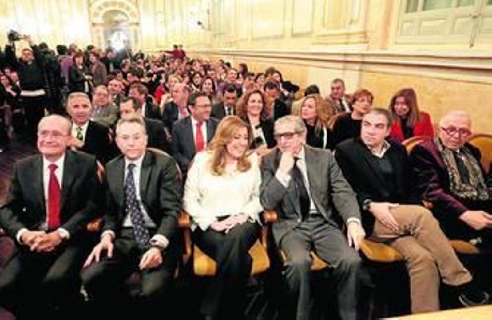 Los principales representantes políticos, económicos y sociales de Málaga y Andalucía no quisieron faltar a la entrega de estos premios.