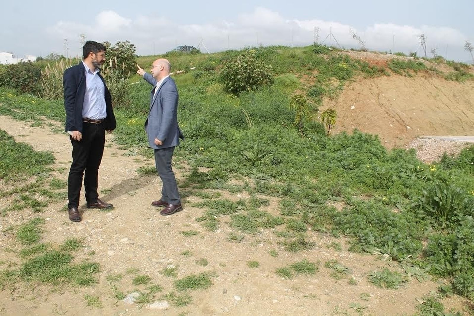 El nuevo parque para perros estará ubicado en los alrededores del cortijo Don Elías.