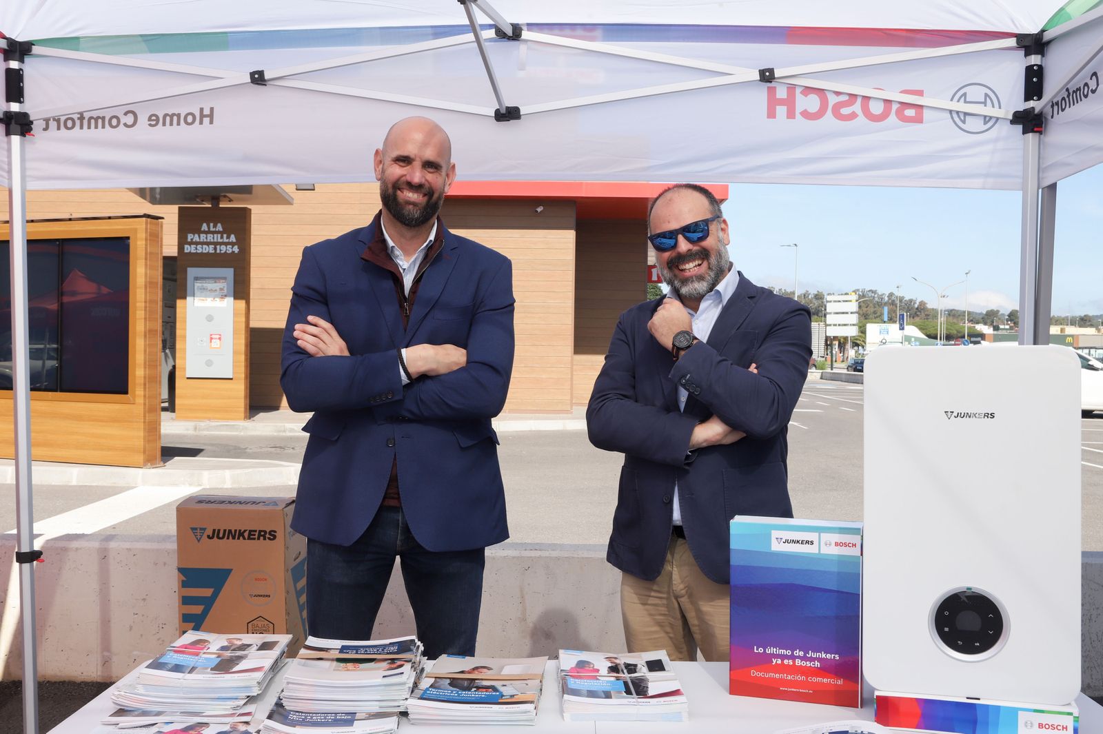 Imágenes del evento para profesionales y presentación del nuevo catálogo de Obramat