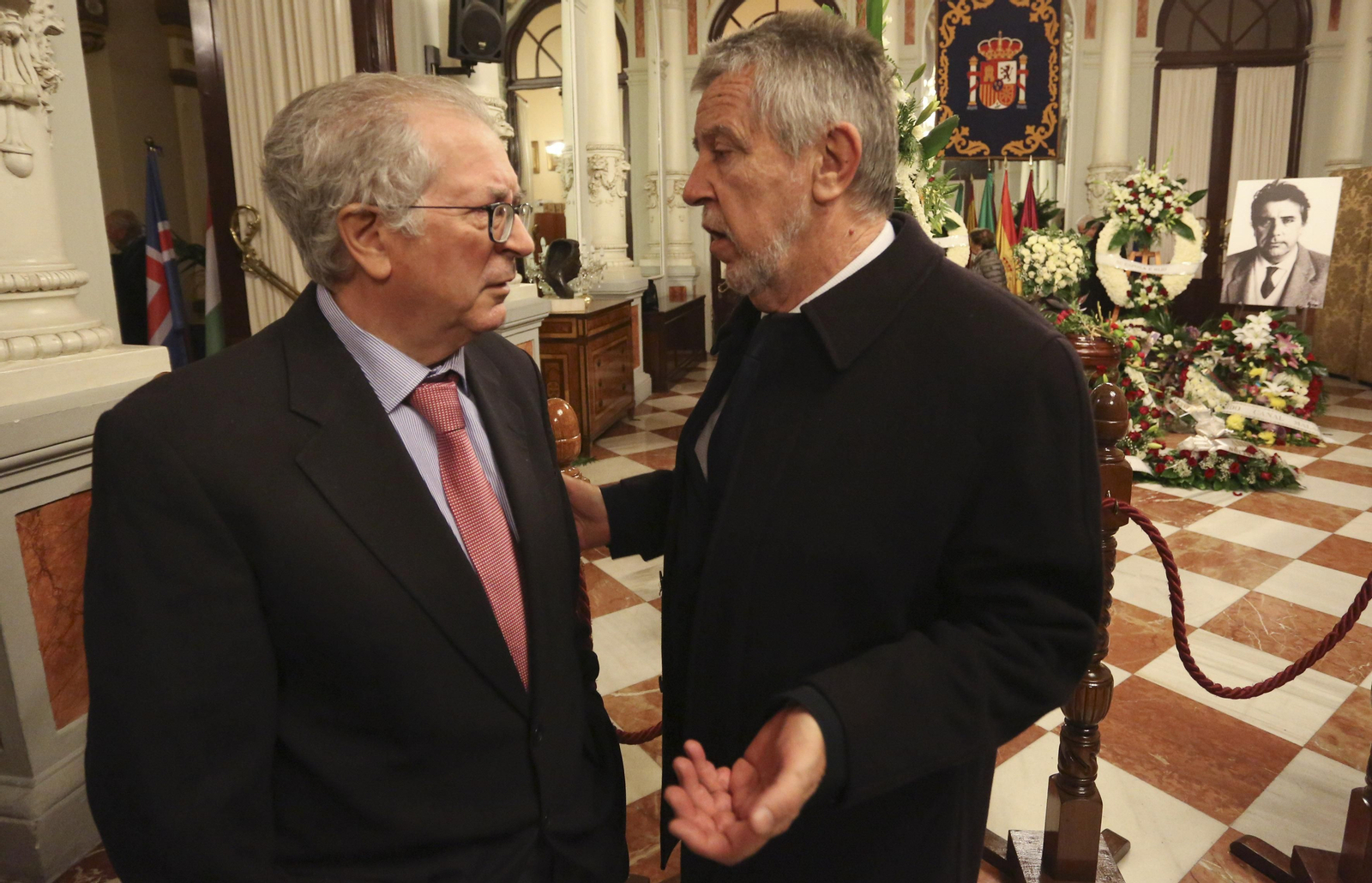 Las fotos de la capilla ardiente de Eugenio Chicano