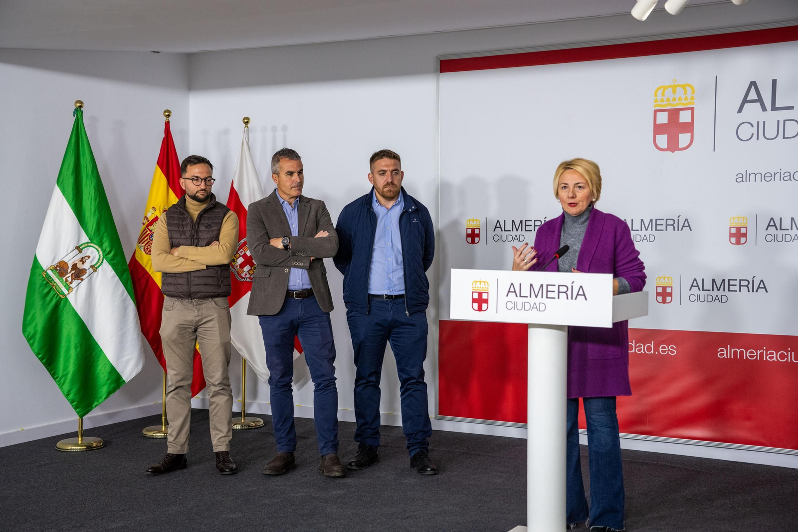 Eloísa Cabrera ha presentado el plan de trabajo diseñado para el Paseo