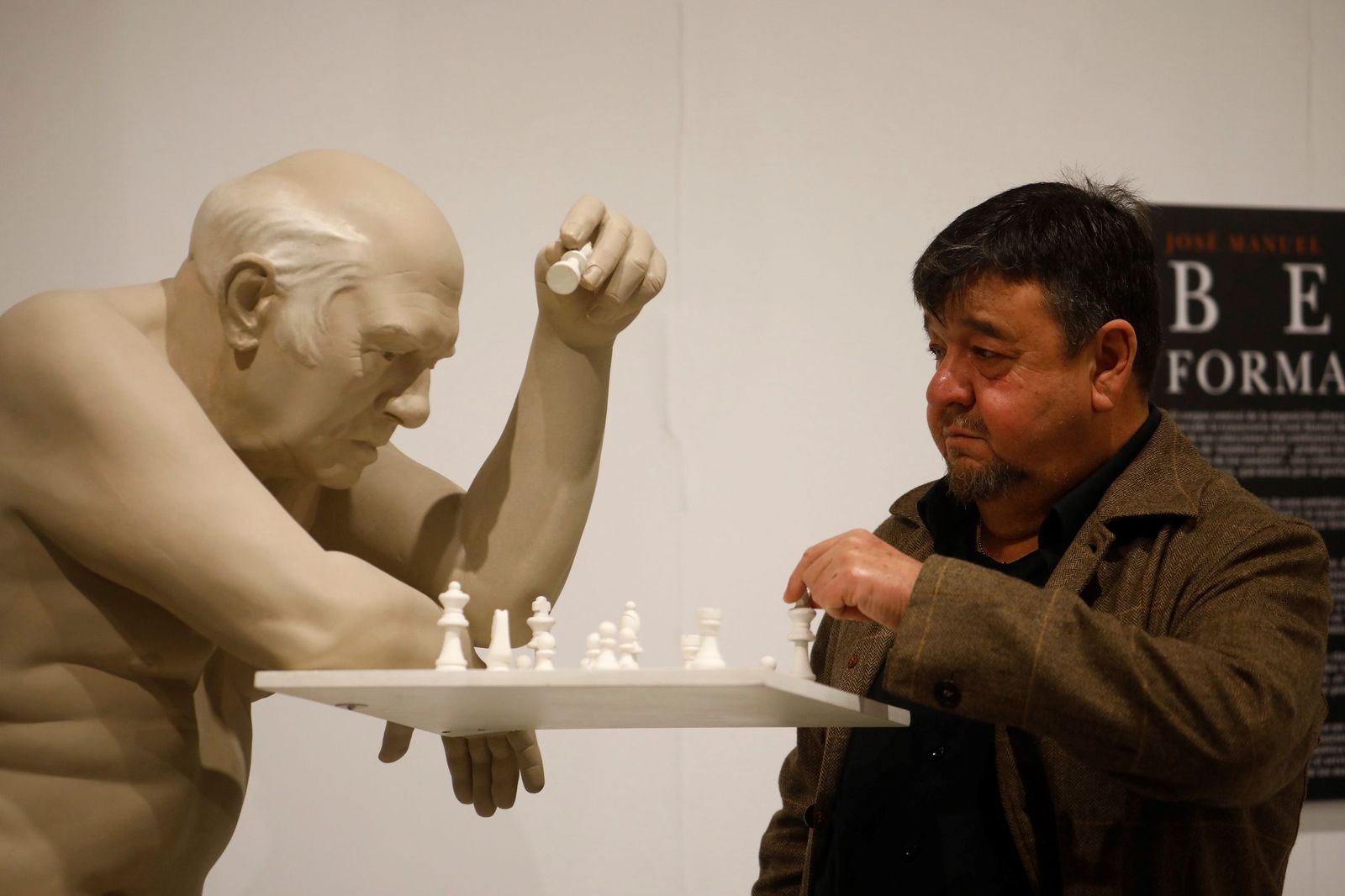 Un paseo en imágenes por la exposición 'Forma y fondo' de Belmonte en Córdoba