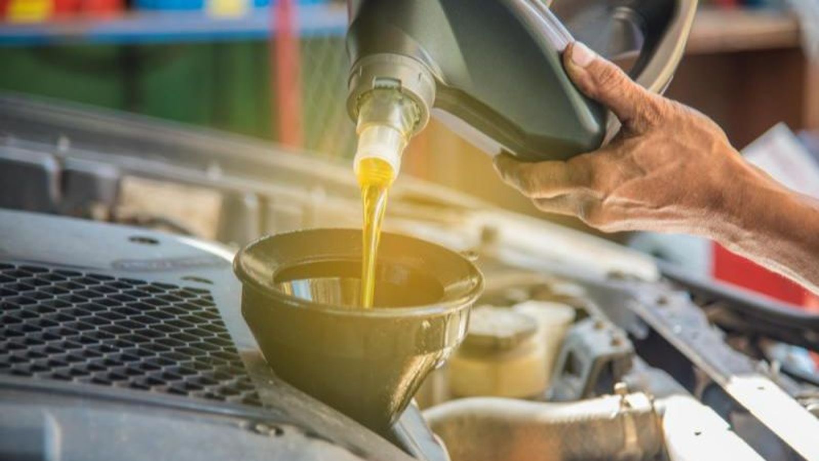 Aceite para coches clásicos: el secreto para preservar el corazón de nuestra historia automotriz