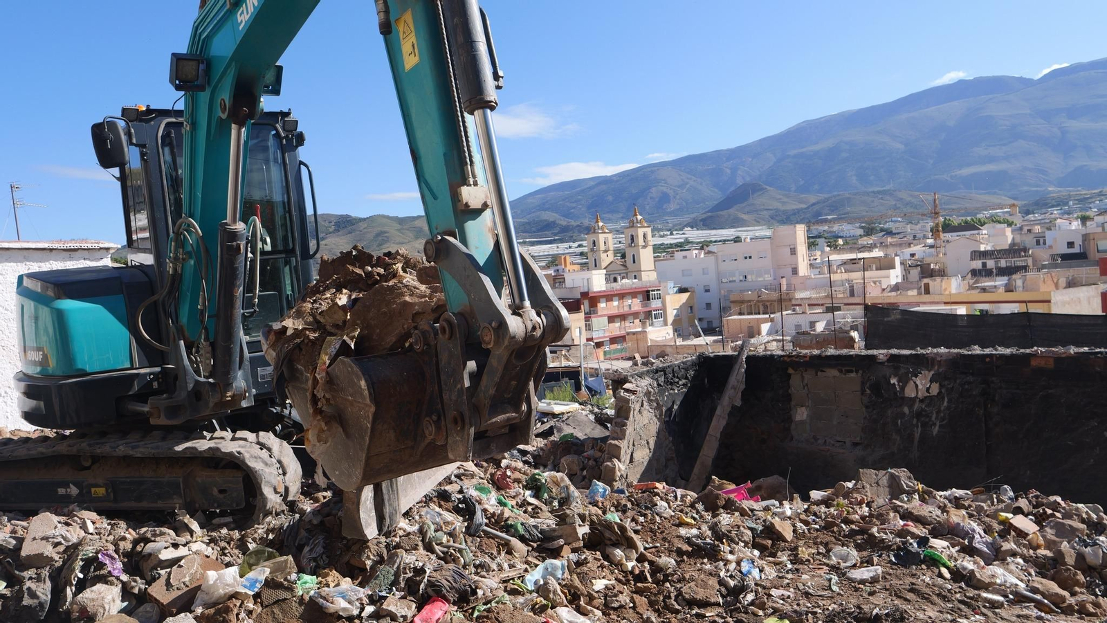 El objetivo es acabar con la insalubridad en la zona.