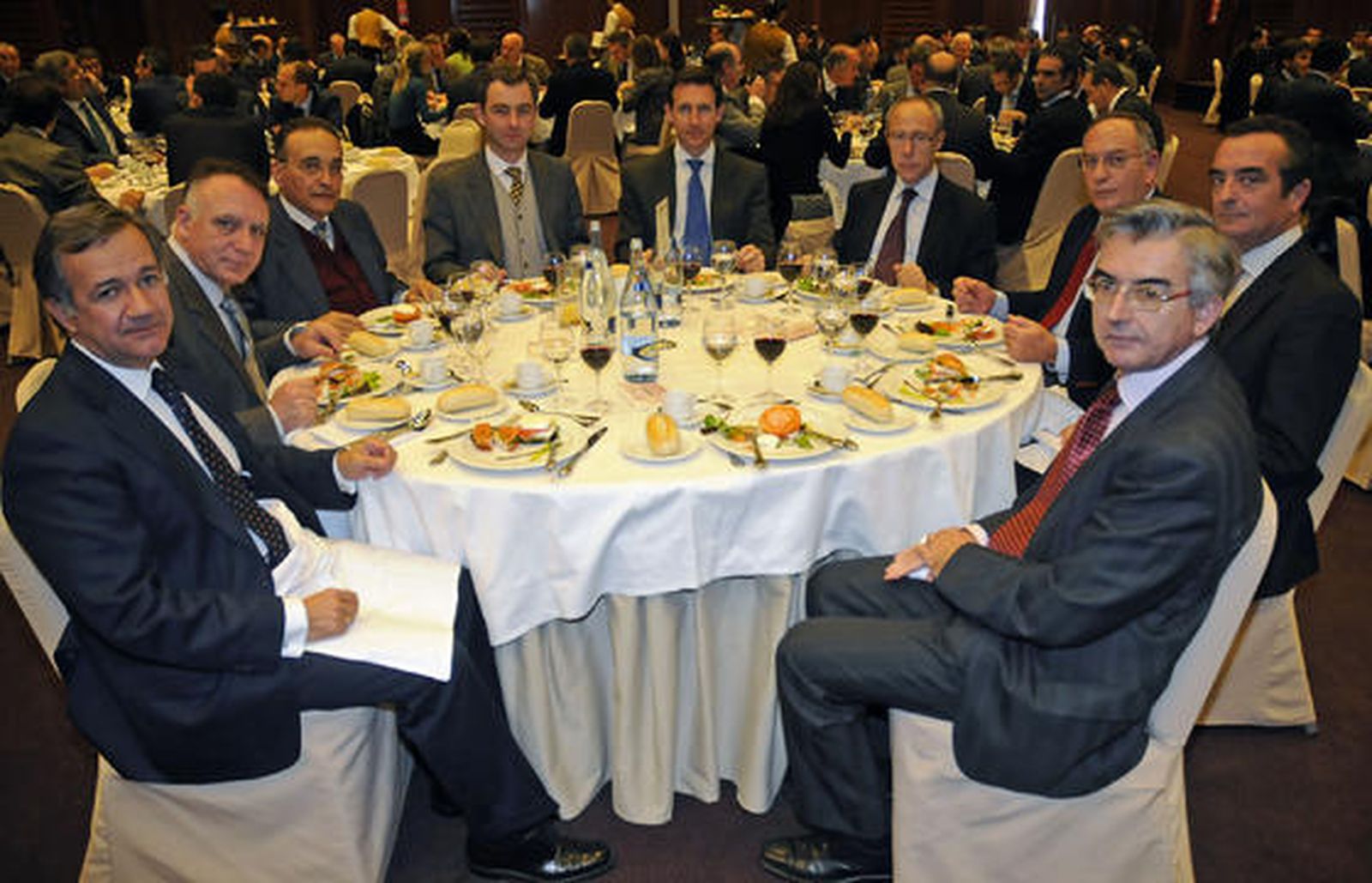 Jorge Segura, Pablo Antonio Fernández, Francisco Navarro, Luis Rey, Luis Sánchez Manzano, Gerardo Rojas, Luis García Ruiz, Javier Moyano y José Joaquín León. / Reportaje gráfico: Juan Carlos Vázquez y Victoria Hidalgo