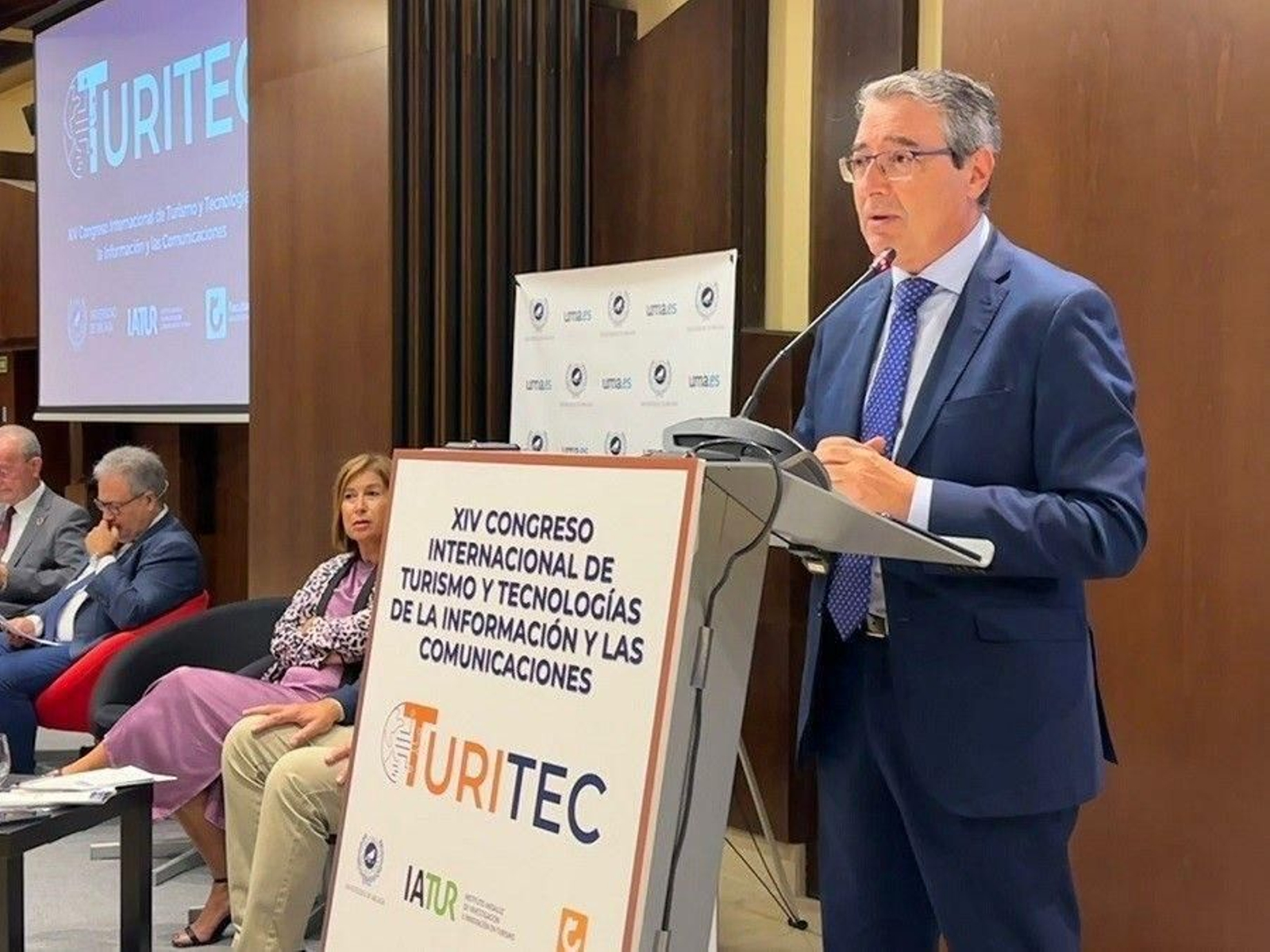 El presidente de la Diputación de Málaga y de Turismo Costa del Sol, Francisco Salado, durante su intervención El presidente de la Diputación de Málaga y de Turismo Costa del Sol, Francisco Salado, durante su intervención