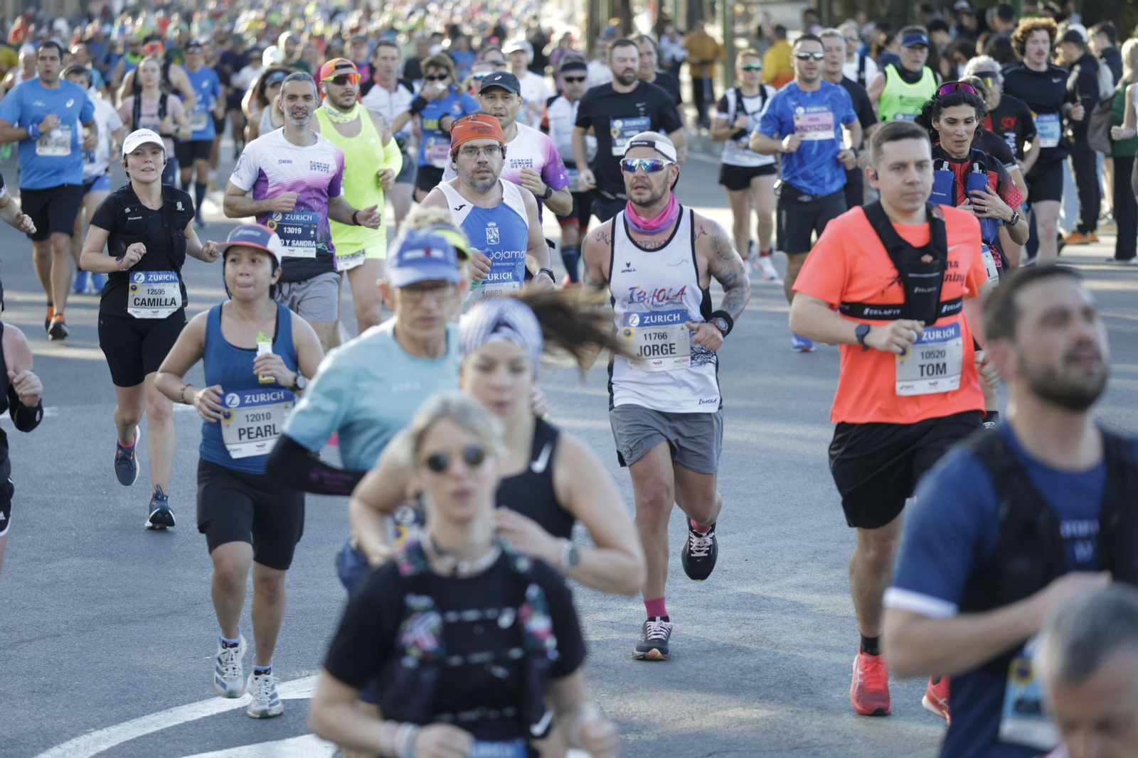 Búscate en el Zurich Maratón de Sevilla 2025