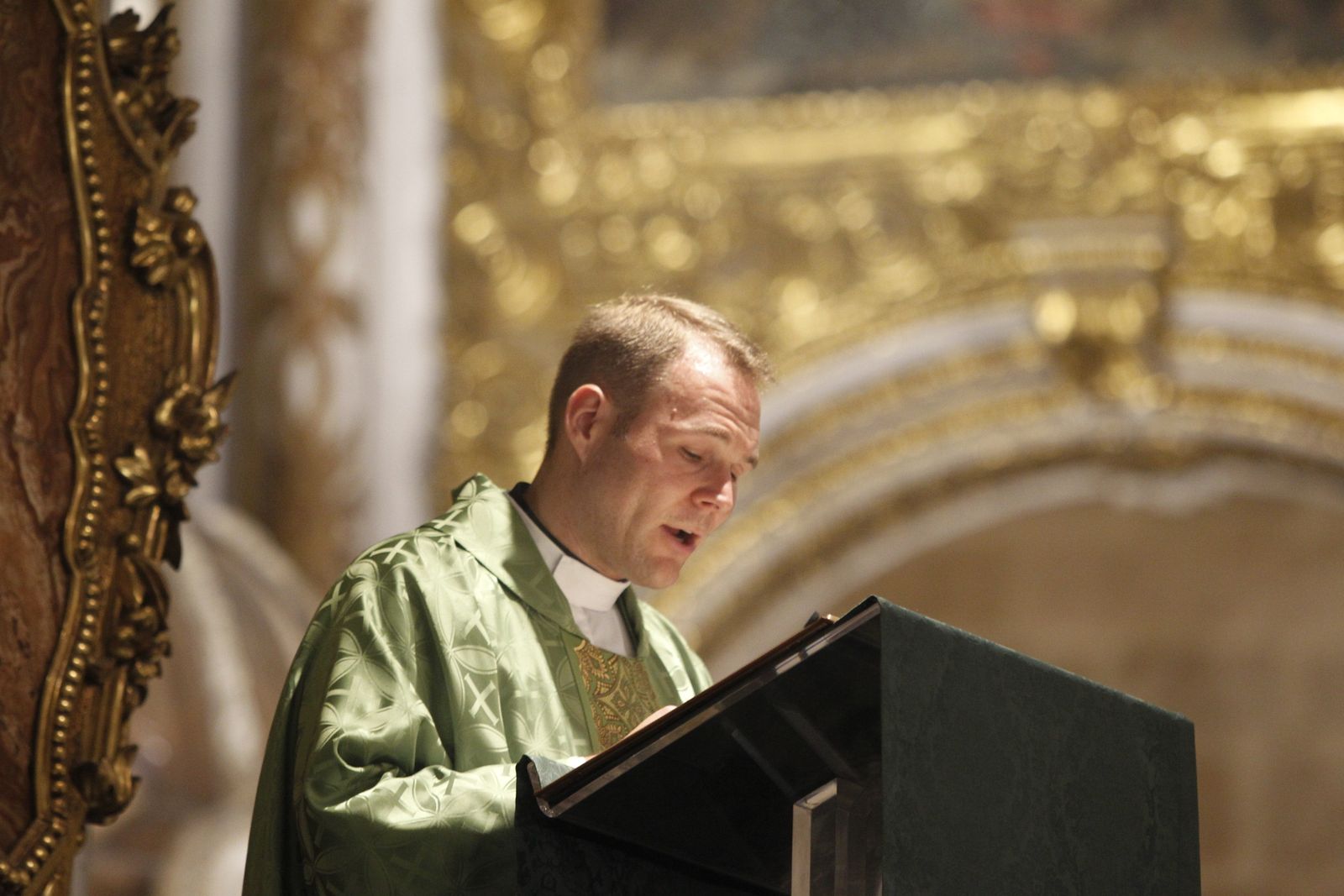 Fotogalería toma posesión nuevo Presidente Agrupación Cofradías Almería-Isaac Vilches