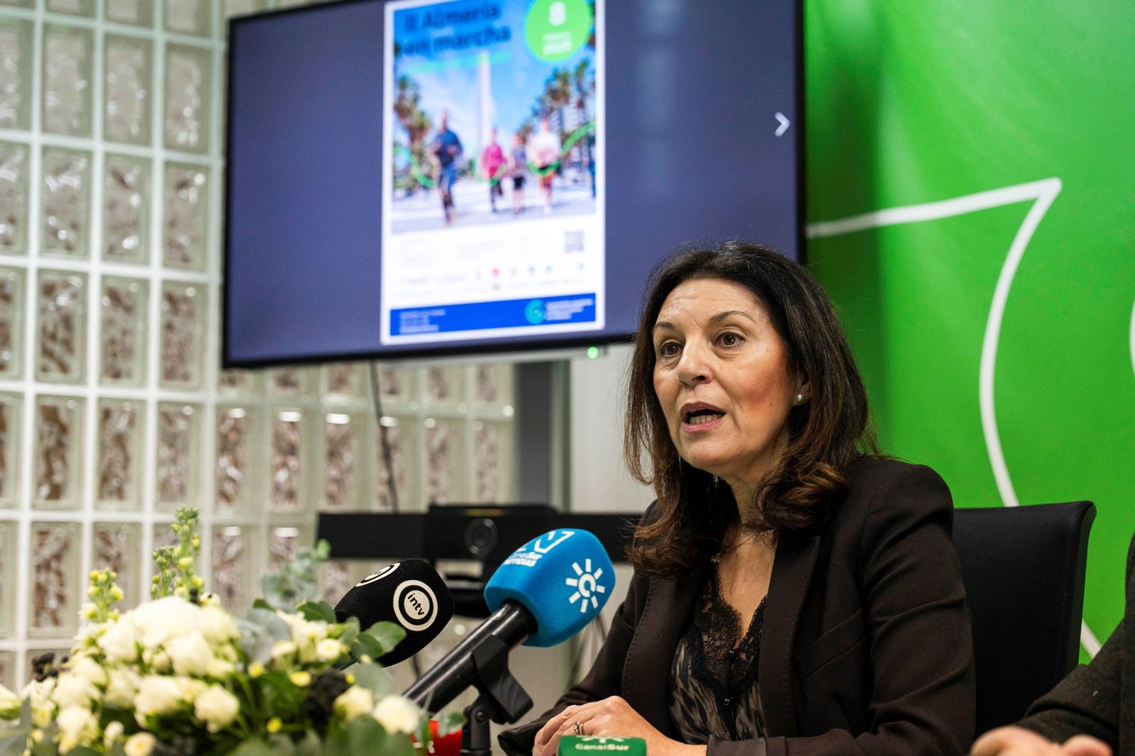 La presidenta de la Asociación Española Contra el Cáncer, Magdalena Cantero, presenta la campaña que este año se centra en la necesidad de humanizar la enfermedad