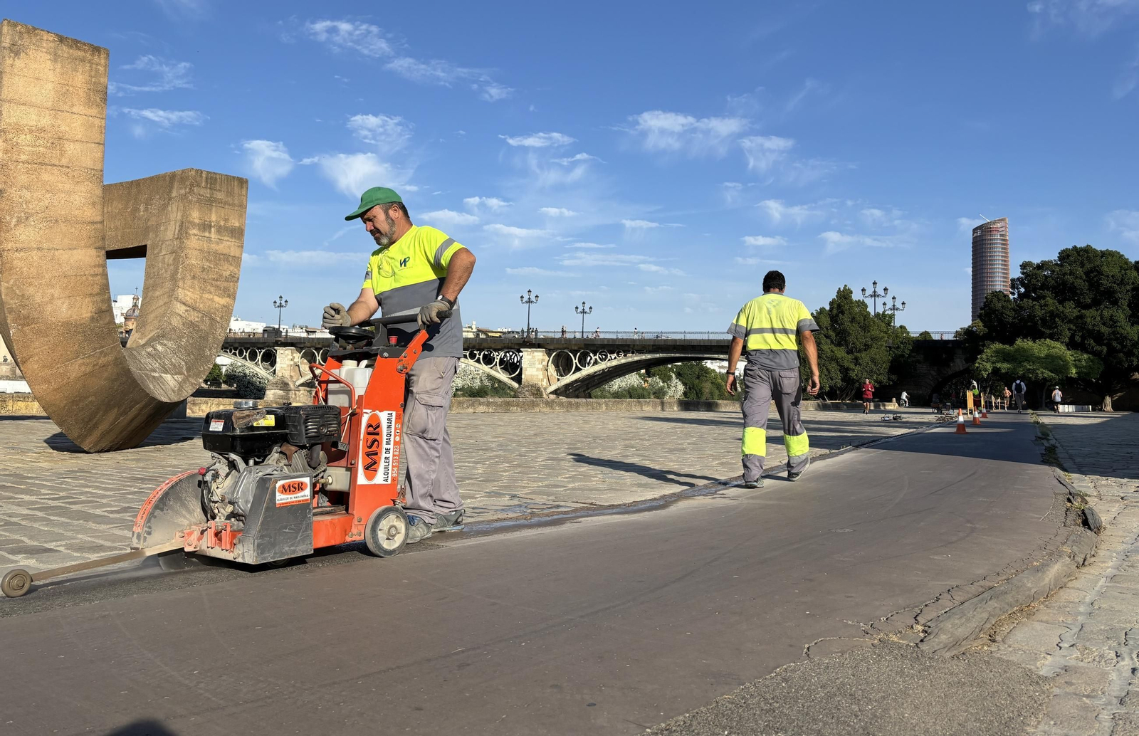 Reforma del carril bici del Muelle de la Sal