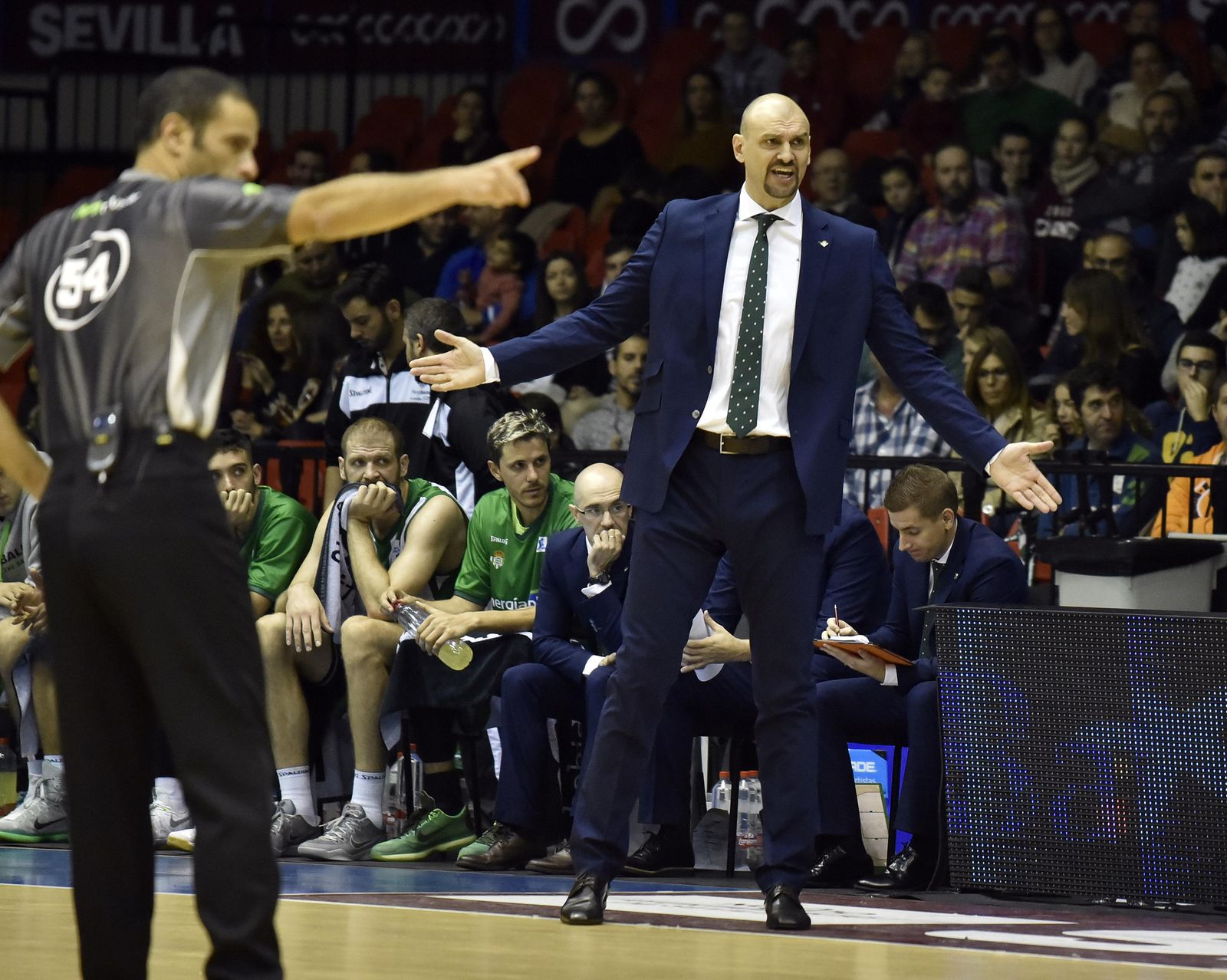 Imágenes del Betis E-Plus-UCAM Murcia