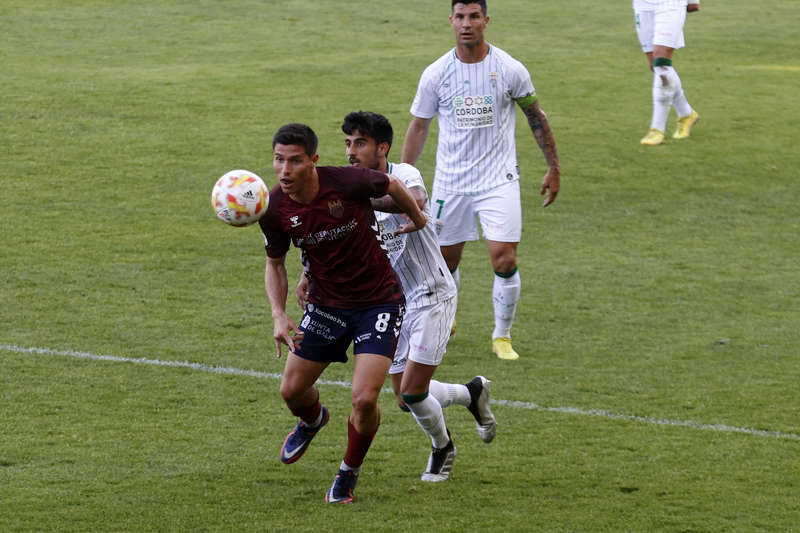 La derrota del Córdoba CF en Pontevedra, en imágenes