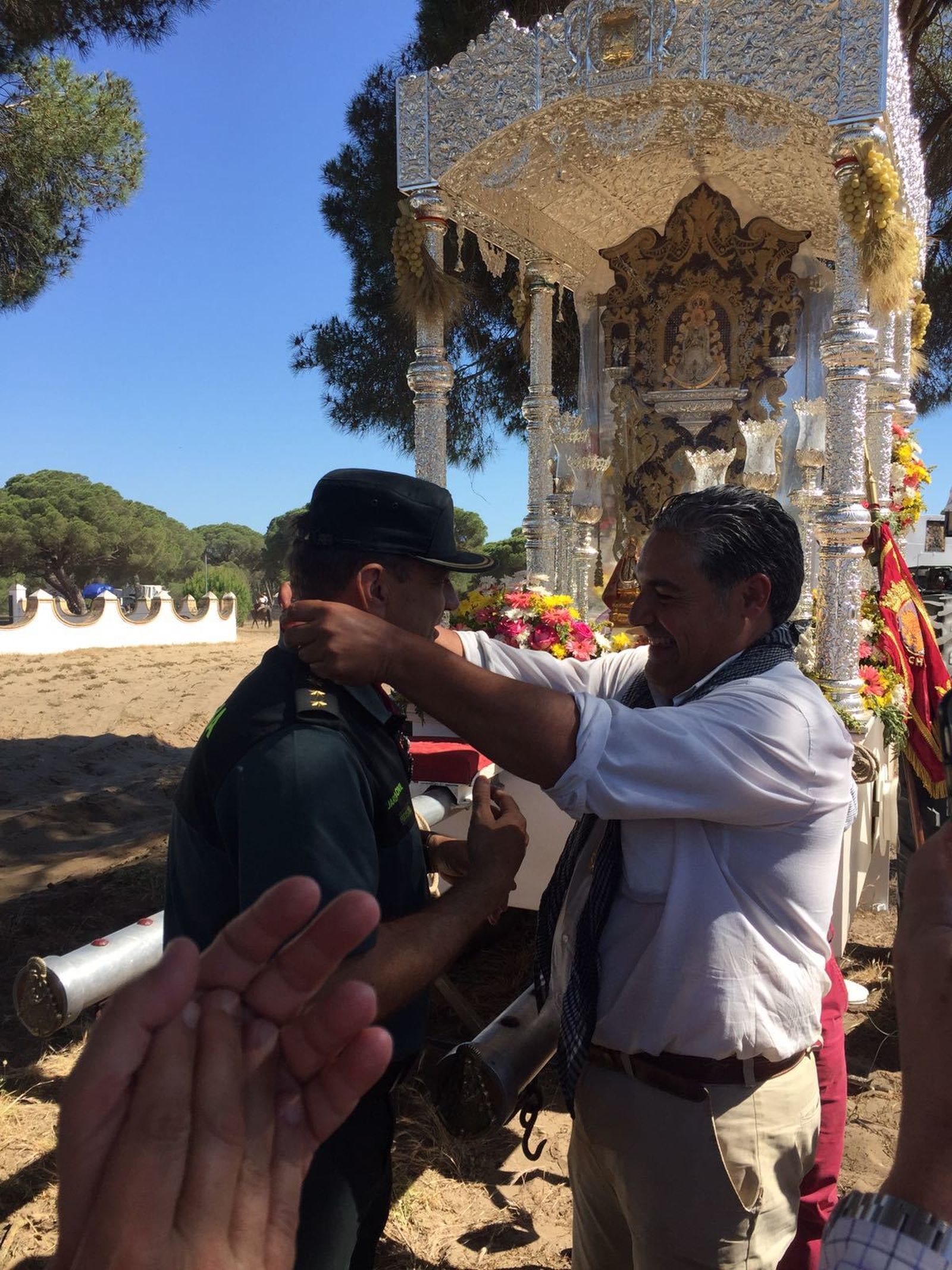 El coronel de la Guardia Civil Alfonso Rodríguez también fue reconocido por la filial chiclanera.