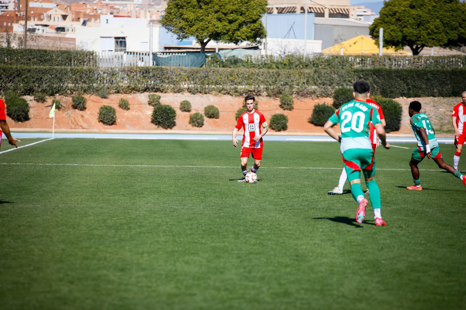 Las imágenes de Segunda RFEF entre Almeria B y recreativo de Granada