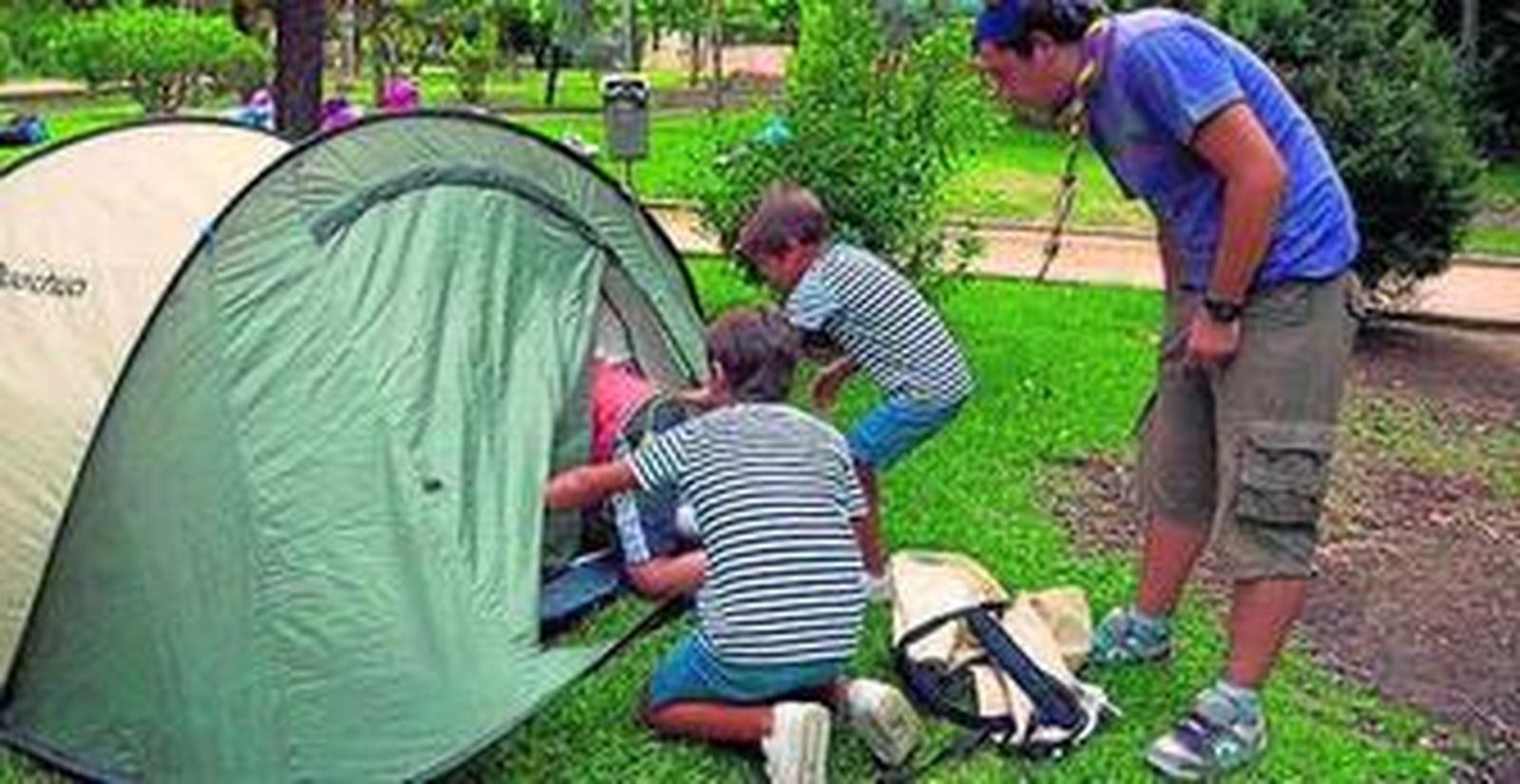 Niños durante una edición anterior de 'La noche en el zoo'.