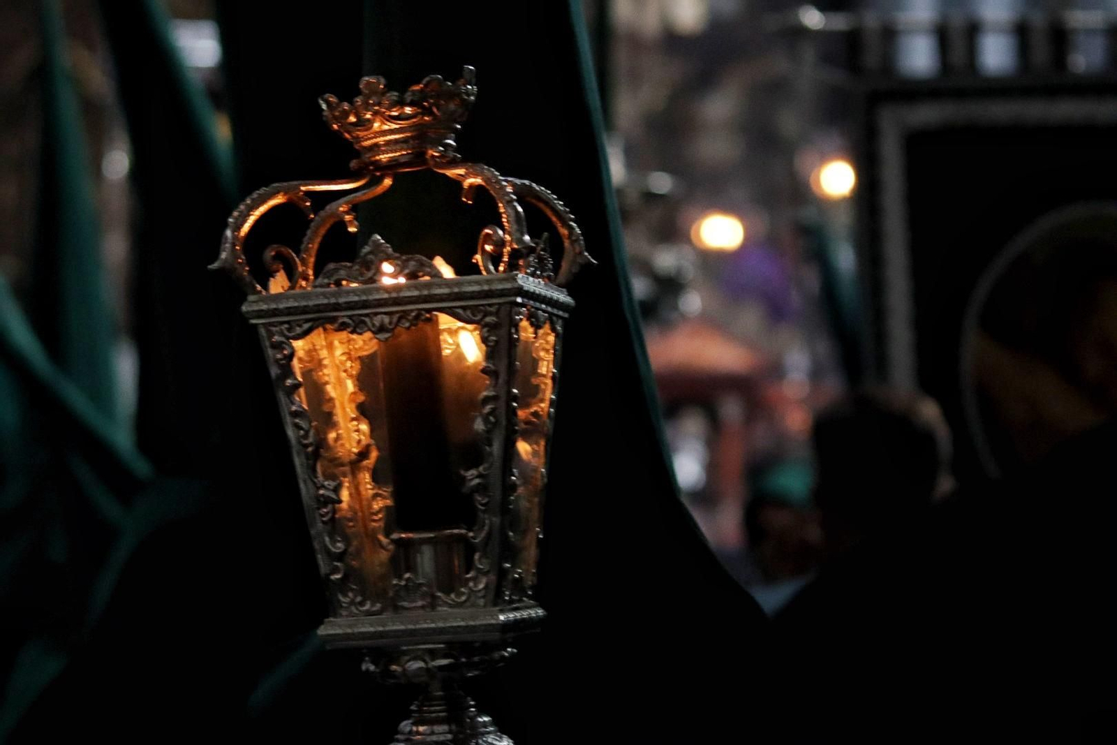 Vera+Cruz en el Jueves Santo de Málaga, en imágenes