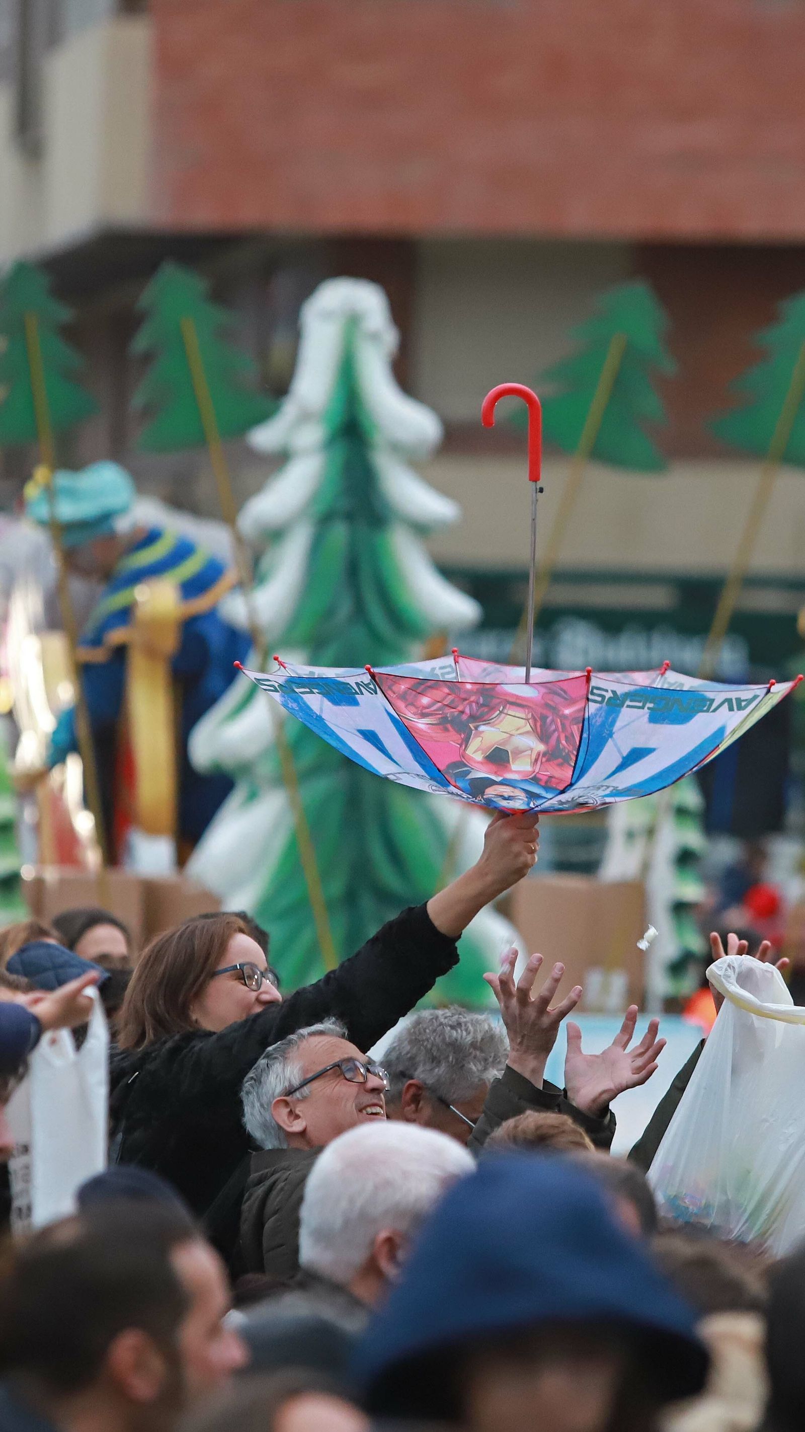 Las mejores fotos de la cabalgata de los Reyes Magos en Algeciras