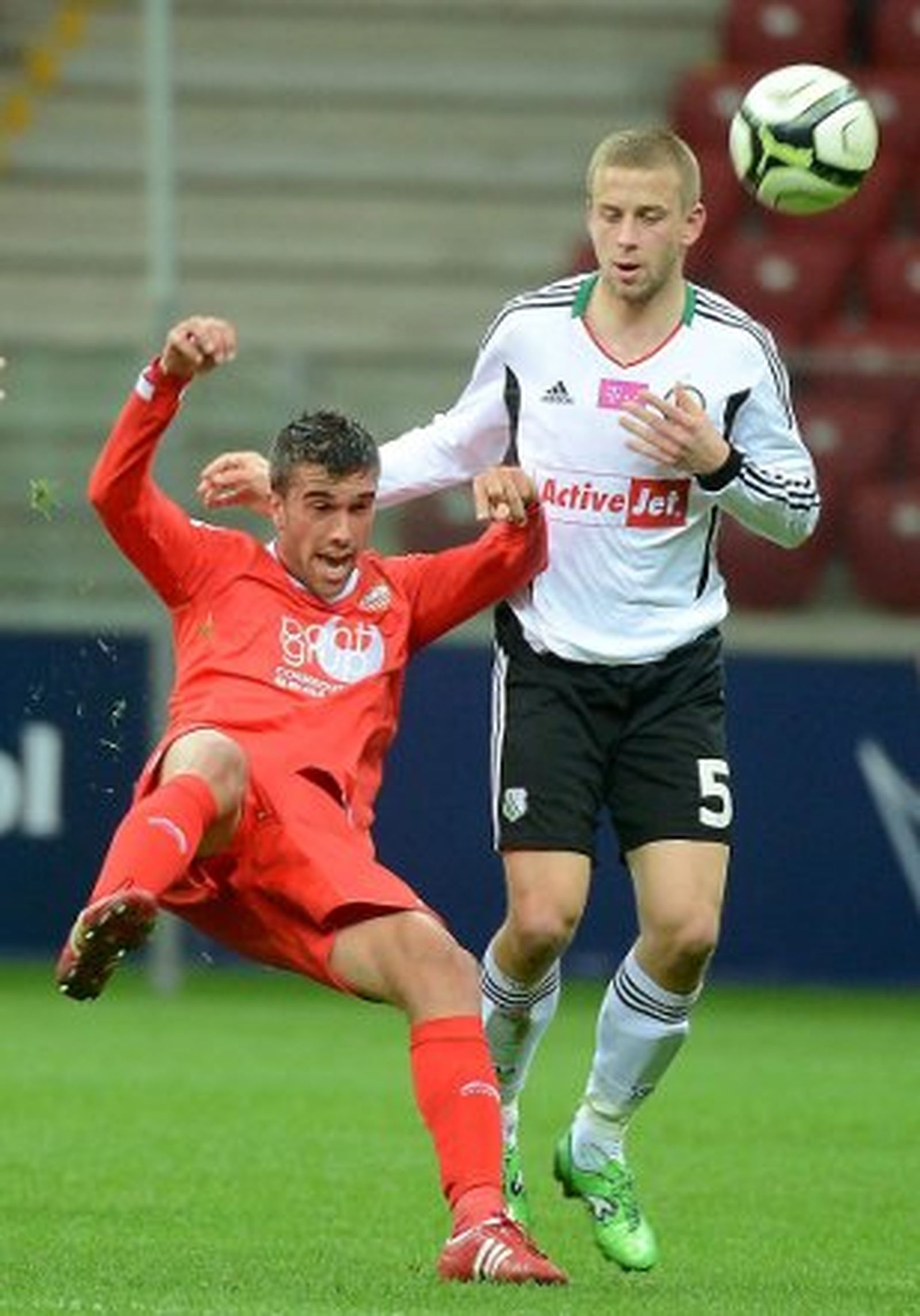 Babá reivindica minutos rodeado de canteranos (0-2)