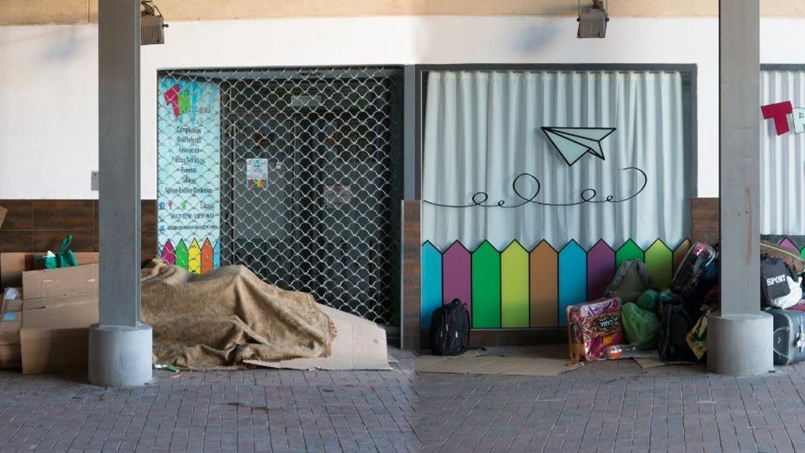 Temporeros en la calle.