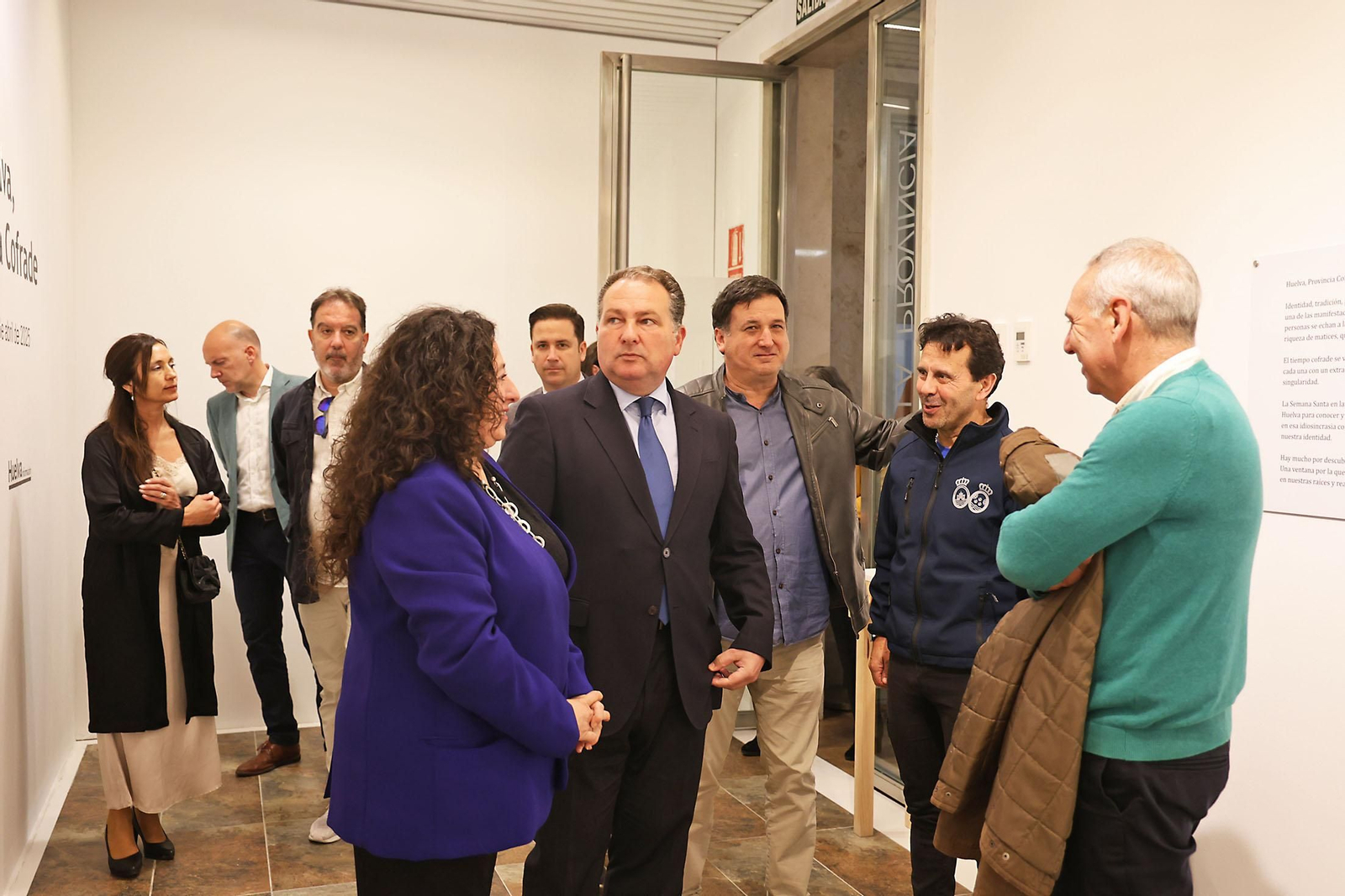 Inauguración de la Exposición de fotografías Huelva, provincia cofrade de Huelva Información en la Diputación de Huelva