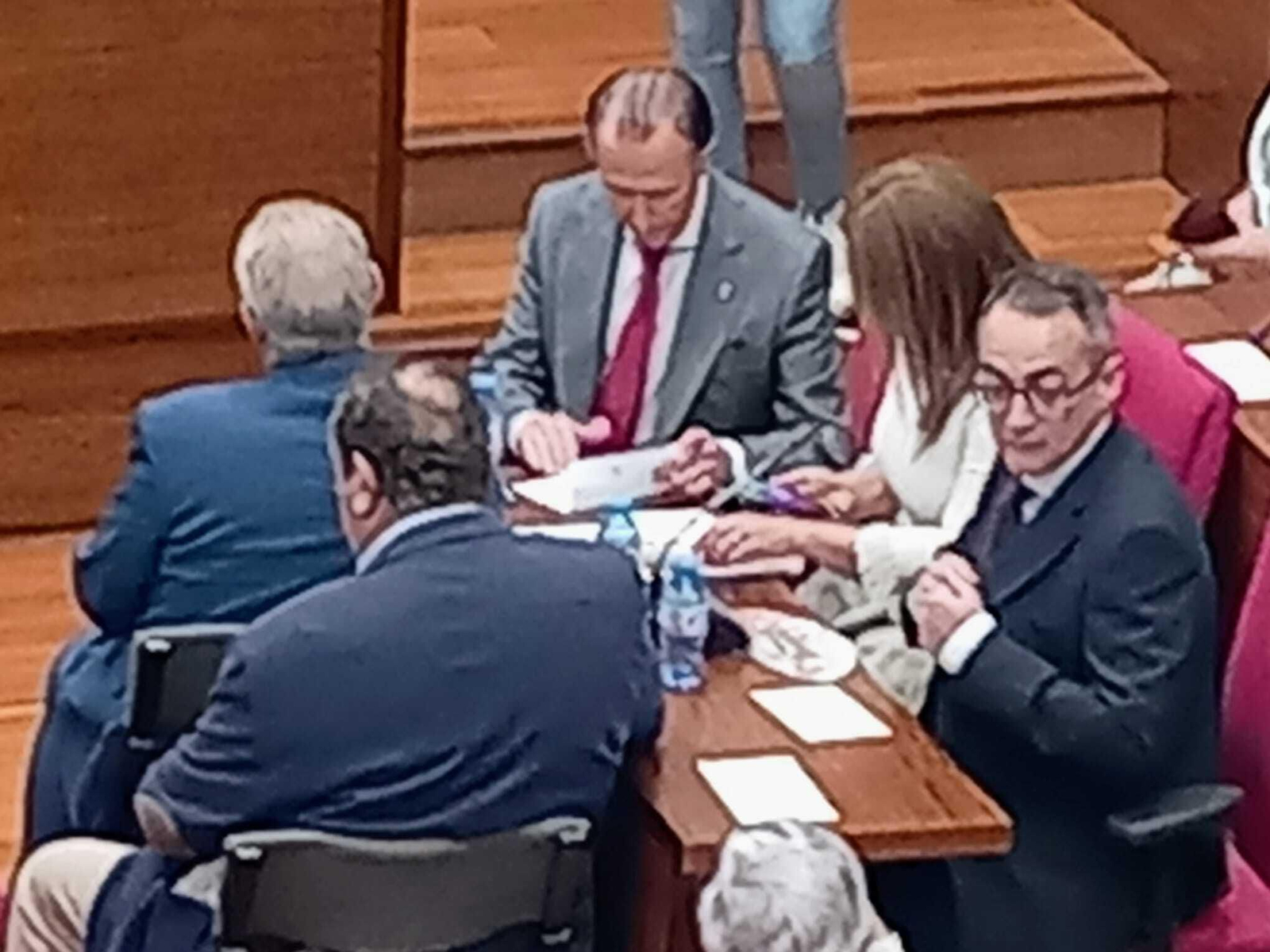 Las imágenes de la investidura de José María Román como alcalde de Chiclana